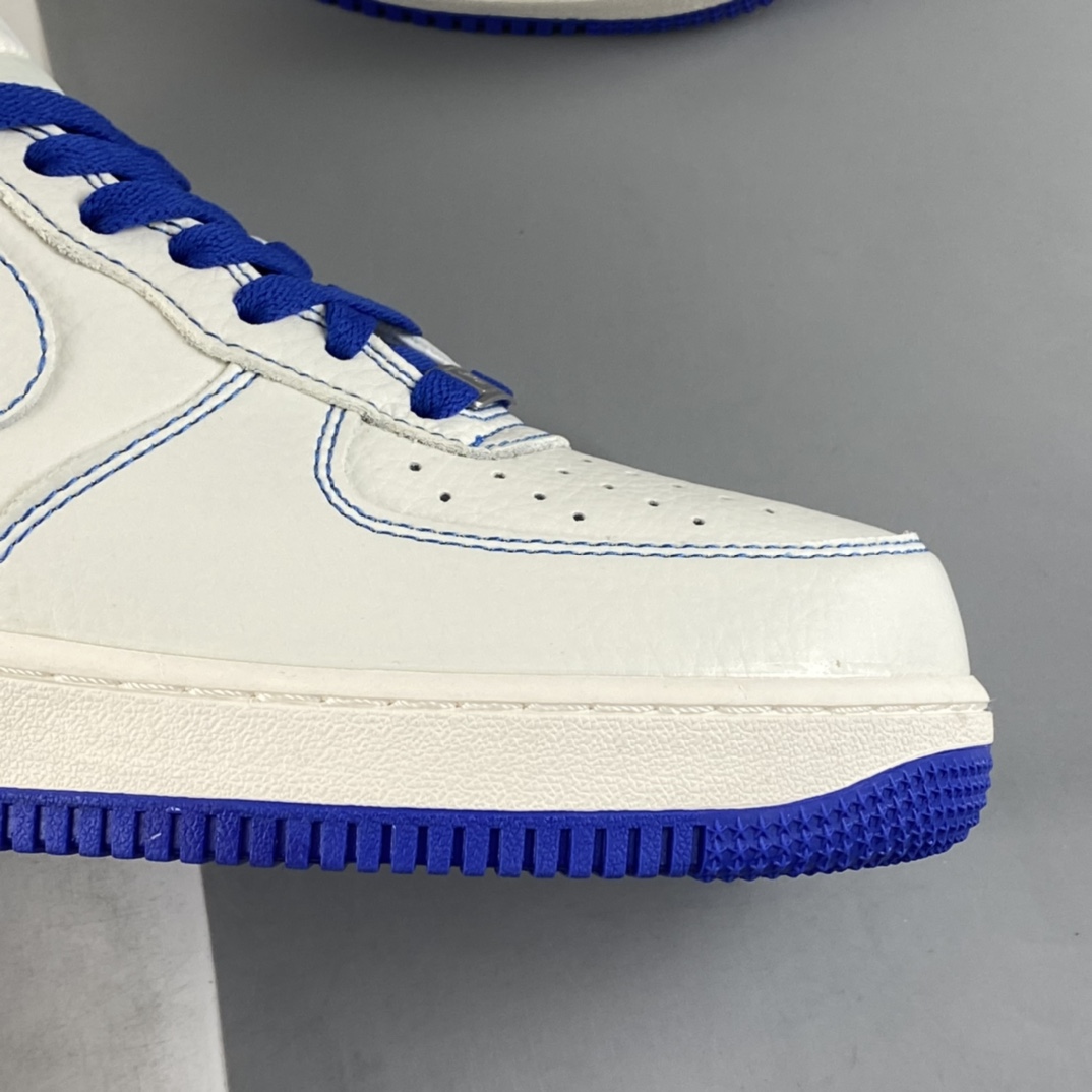 P240 洛杉矶潮牌店限量发售 Undefeated x Nike Air Force 1 Low 米白宝蓝休闲板鞋 UN1570-680