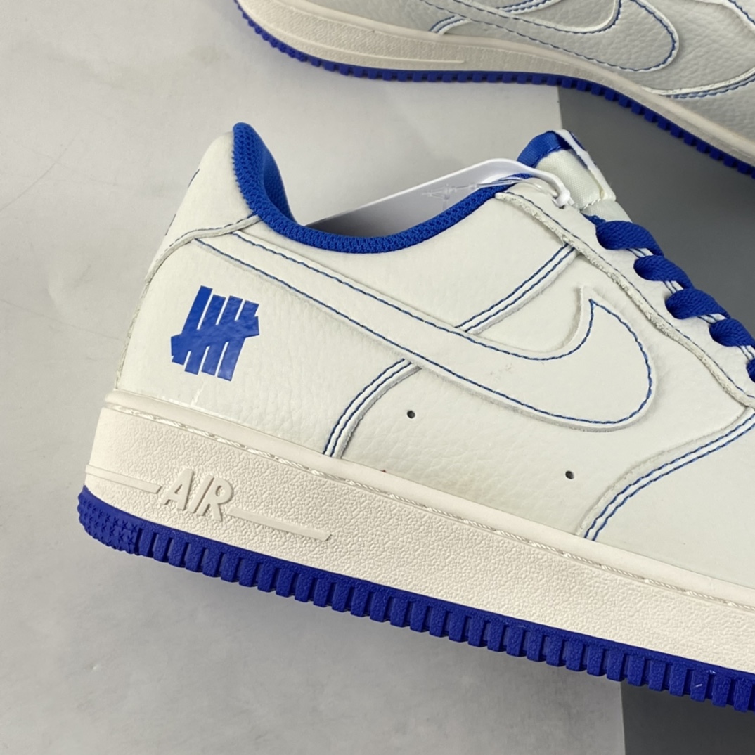 P240 洛杉矶潮牌店限量发售 Undefeated x Nike Air Force 1 Low 米白宝蓝休闲板鞋 UN1570-680