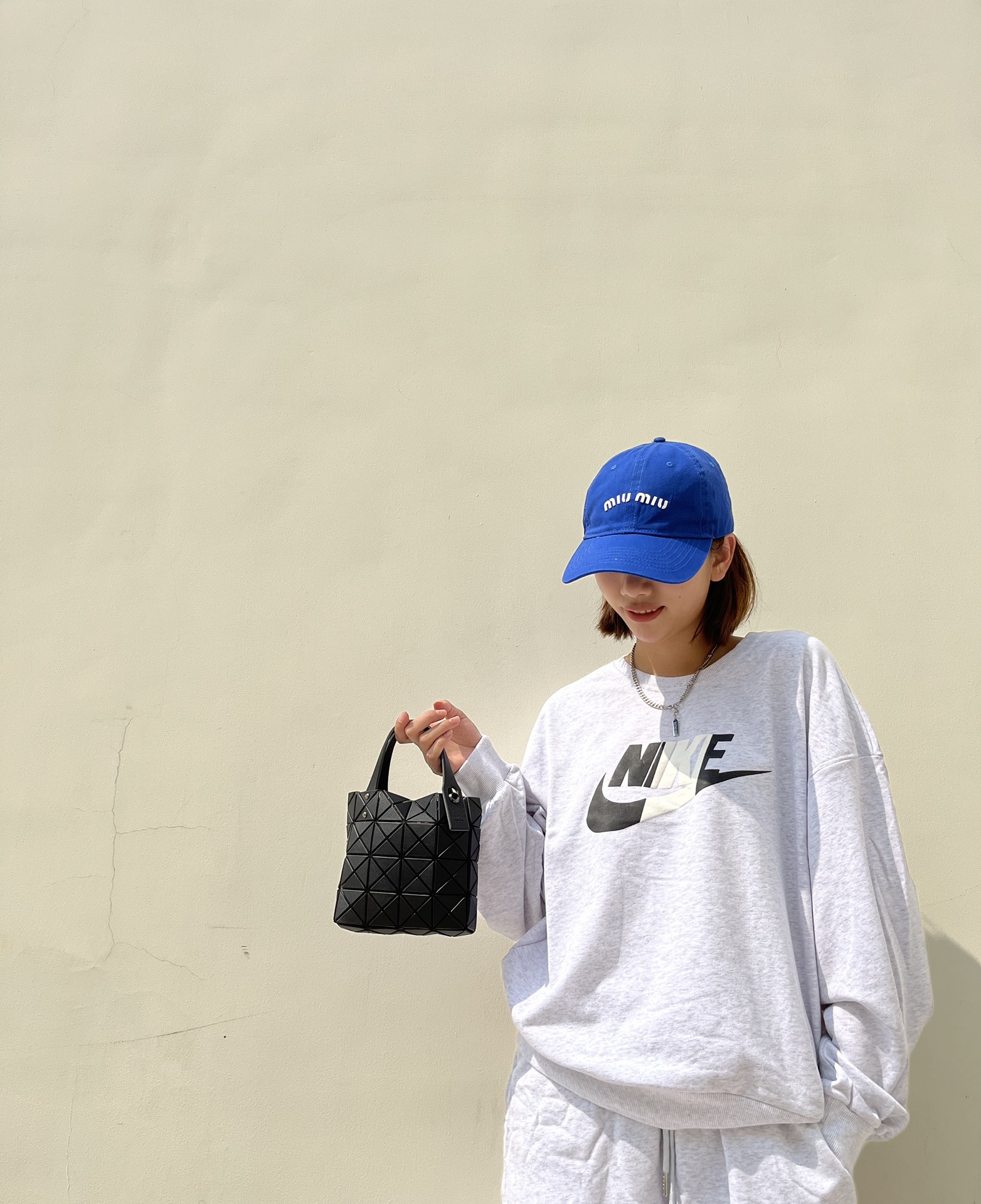 三宅一生｜ISSEYMIYAKE LUCENT BOXY 系列手提袋BB21-AG851