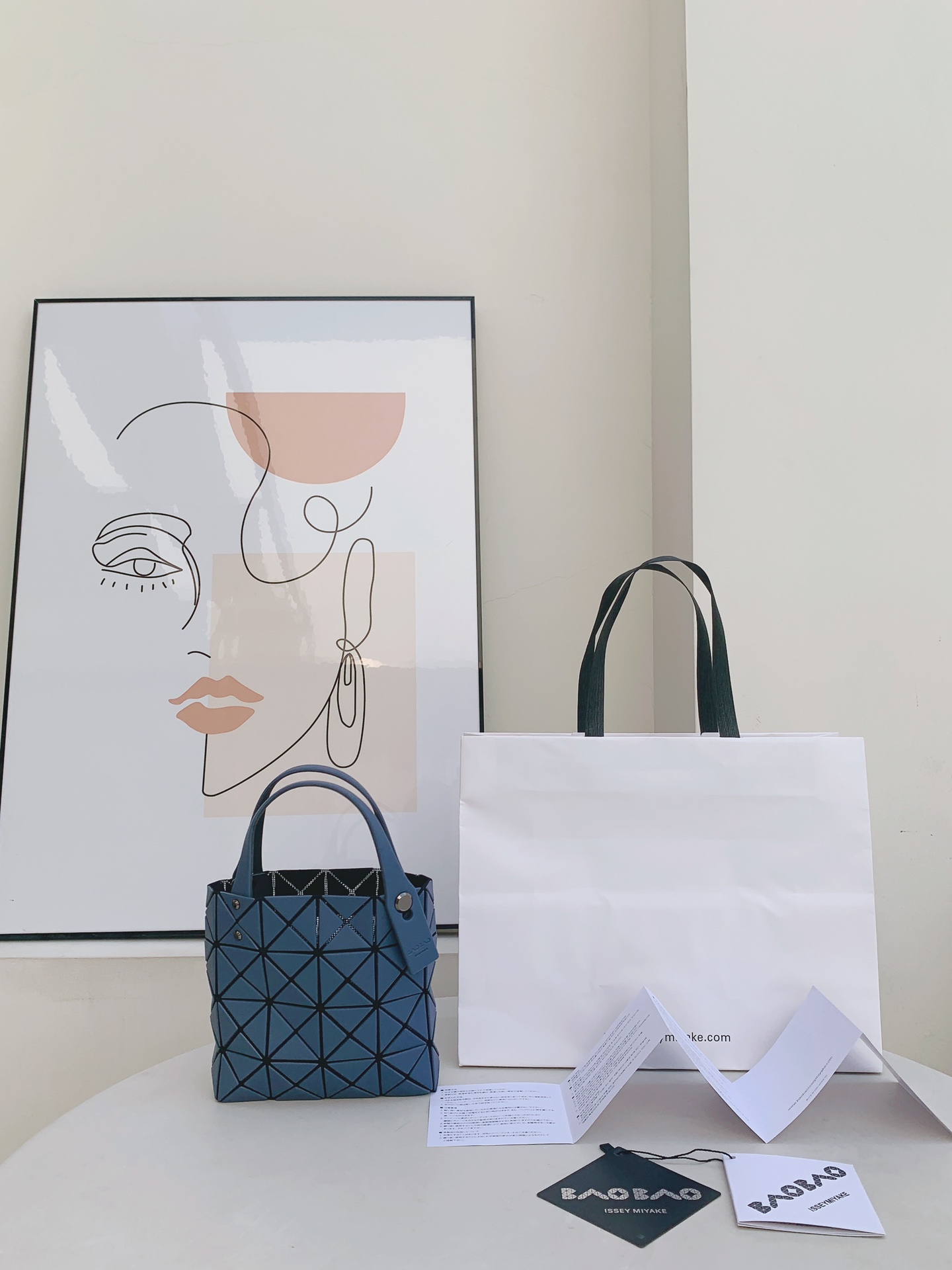 三宅一生｜ISSEYMIYAKE LUCENT BOXY 系列手提袋BB21-AG851