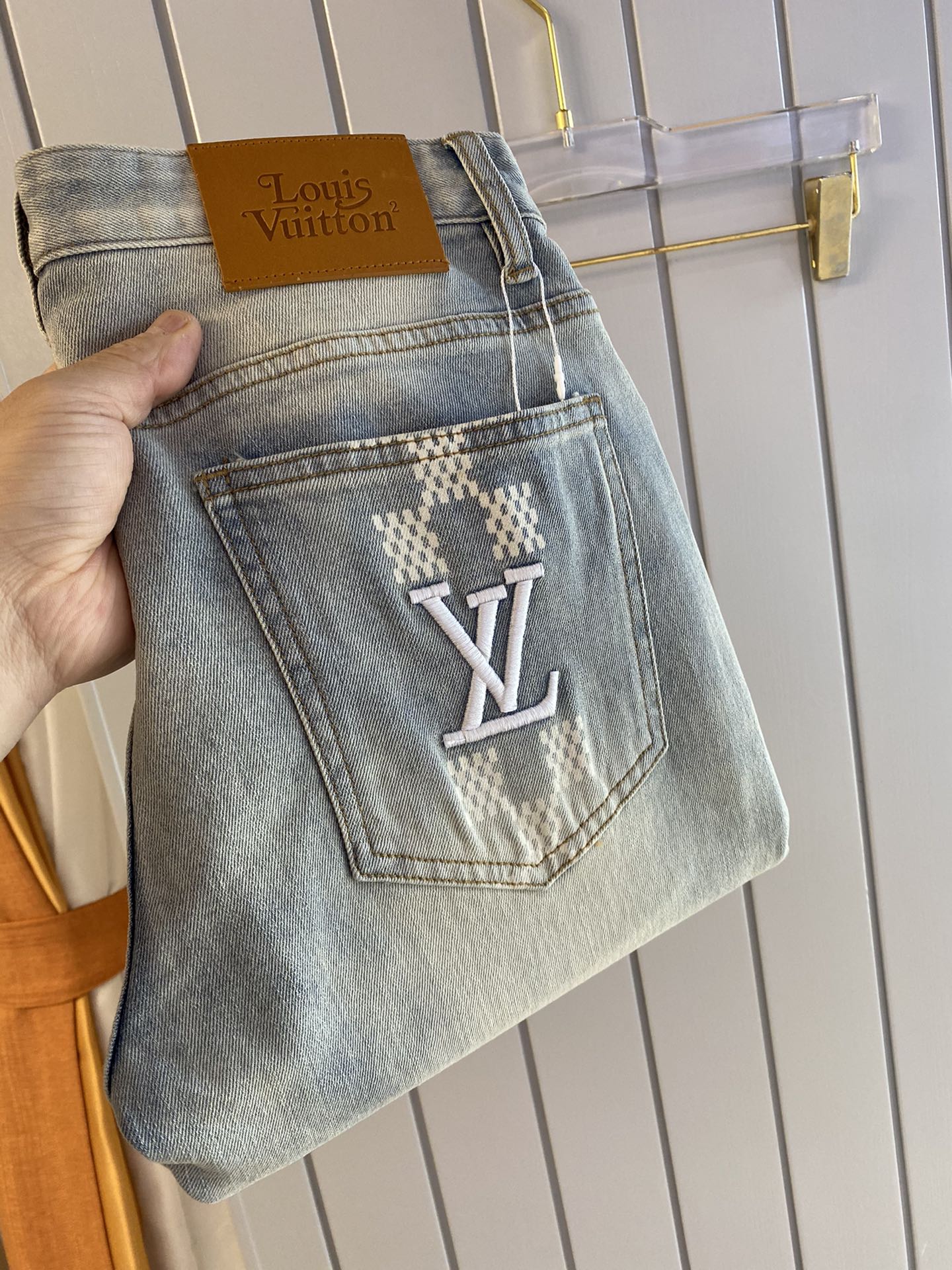 What is AAA quality
 Louis Vuitton Clothing Jeans Embroidery Spring/Summer Collection