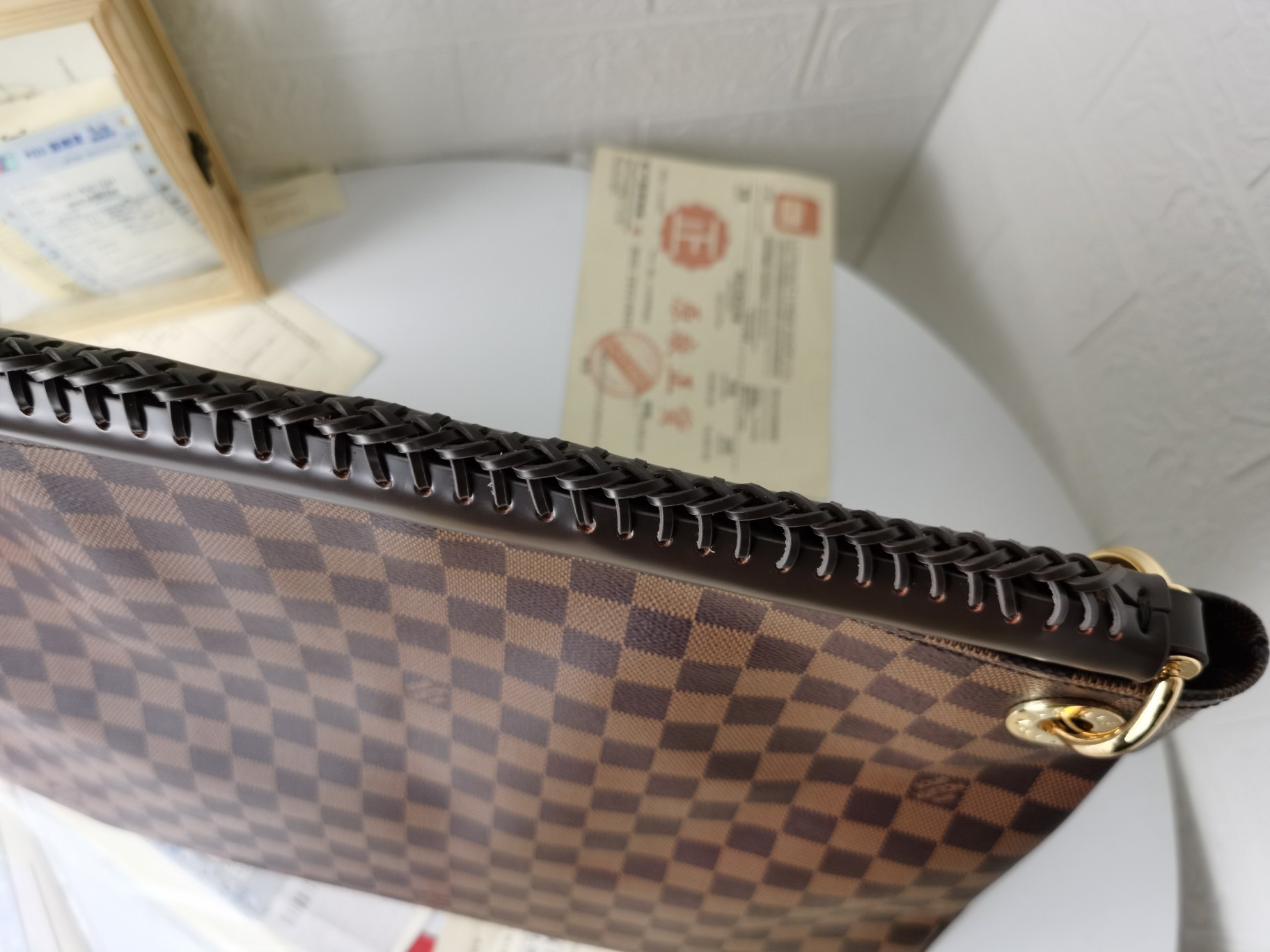 Artsy中号Damier Azur手袋 - エレガントなデザインと贅沢な質感