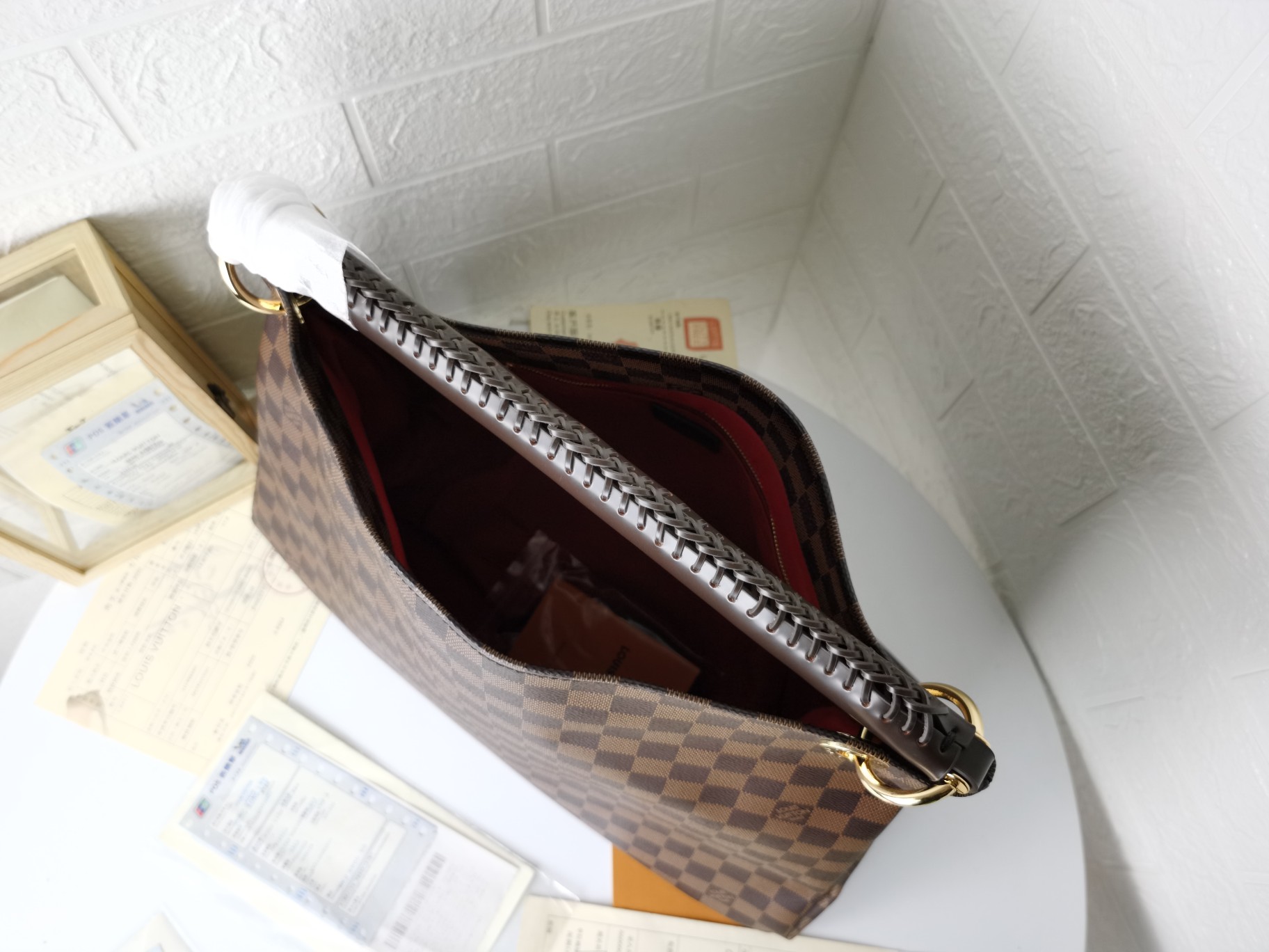 Artsy中号Damier Azur手袋 - エレガントなデザインと贅沢な質感