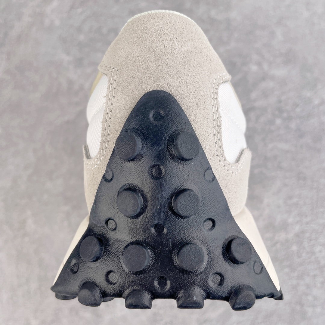 图片[8]-＃总裁 New Balance 新百伦NB327系列复古休闲运动慢跑鞋 原厂细翻毛 原数据档案结合二次高弾MD材料打造原版鞋底 鞋面由原厂特殊定制材料纹路细腻 多道序QC把关品质完善 细节完美 以更纯粹的复古风格设计打造的全新造型 侧身还以解构设计 将 N 字标志以做旧压花样式呈现，样式别具新意 而麂皮、冲孔皮革的塑造 则呈现出高级怀旧气质 也让鞋款在奢华时装风格与运动氛围之间达到了平衡 尺码：36 37 37.5 38 38.5 39.5 40 40.5 41.5 42 42.5 43 44 44.5 45 46.5-选品中心