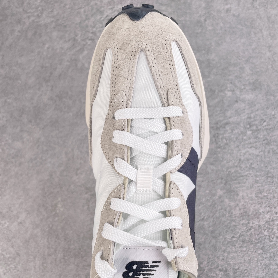 图片[4]-＃总裁 New Balance 新百伦NB327系列复古休闲运动慢跑鞋 原厂细翻毛 原数据档案结合二次高弾MD材料打造原版鞋底 鞋面由原厂特殊定制材料纹路细腻 多道序QC把关品质完善 细节完美 以更纯粹的复古风格设计打造的全新造型 侧身还以解构设计 将 N 字标志以做旧压花样式呈现，样式别具新意 而麂皮、冲孔皮革的塑造 则呈现出高级怀旧气质 也让鞋款在奢华时装风格与运动氛围之间达到了平衡 尺码：36 37 37.5 38 38.5 39.5 40 40.5 41.5 42 42.5 43 44 44.5 45 46.5-选品中心