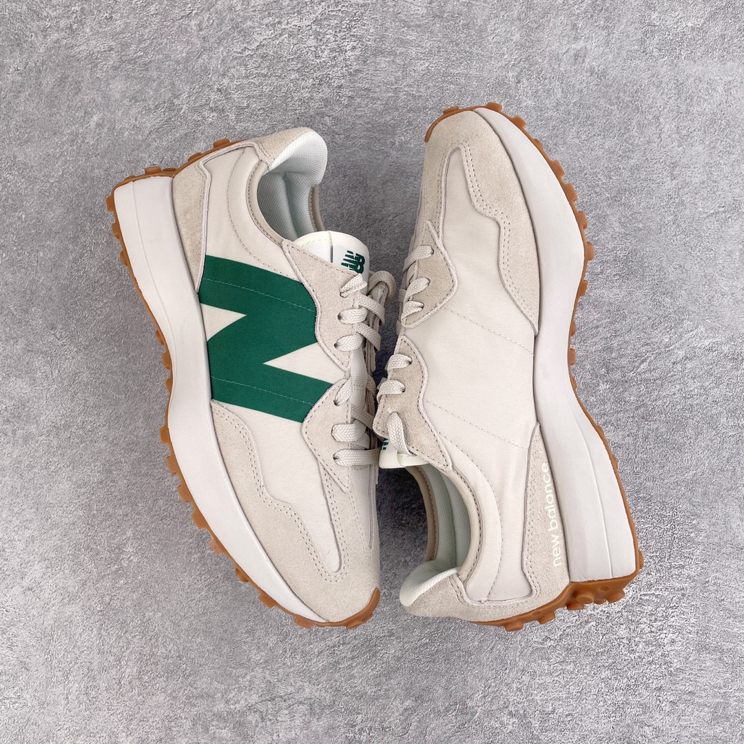 图片[3]-＃总裁 New Balance 新百伦NB327系列复古休闲运动慢跑鞋 原厂细翻毛 原数据档案结合二次高弾MD材料打造原版鞋底 鞋面由原厂特殊定制材料纹路细腻 多道序QC把关品质完善 细节完美 以更纯粹的复古风格设计打造的全新造型 侧身还以解构设计 将 N 字标志以做旧压花样式呈现，样式别具新意 而麂皮、冲孔皮革的塑造 则呈现出高级怀旧气质 也让鞋款在奢华时装风格与运动氛围之间达到了平衡 尺码：36 37 37.5 38 38.5 39.5 40 40.5 41.5 42 42.5 43 44 44.5 45 46.5-选品中心
