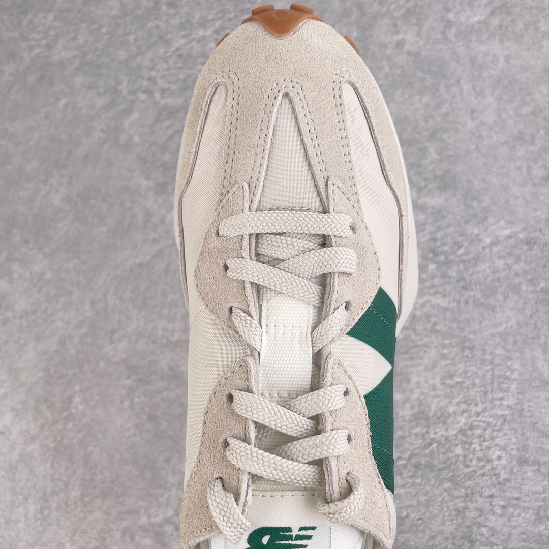 图片[4]-＃总裁 New Balance 新百伦NB327系列复古休闲运动慢跑鞋 原厂细翻毛 原数据档案结合二次高弾MD材料打造原版鞋底 鞋面由原厂特殊定制材料纹路细腻 多道序QC把关品质完善 细节完美 以更纯粹的复古风格设计打造的全新造型 侧身还以解构设计 将 N 字标志以做旧压花样式呈现，样式别具新意 而麂皮、冲孔皮革的塑造 则呈现出高级怀旧气质 也让鞋款在奢华时装风格与运动氛围之间达到了平衡 尺码：36 37 37.5 38 38.5 39.5 40 40.5 41.5 42 42.5 43 44 44.5 45 46.5-选品中心