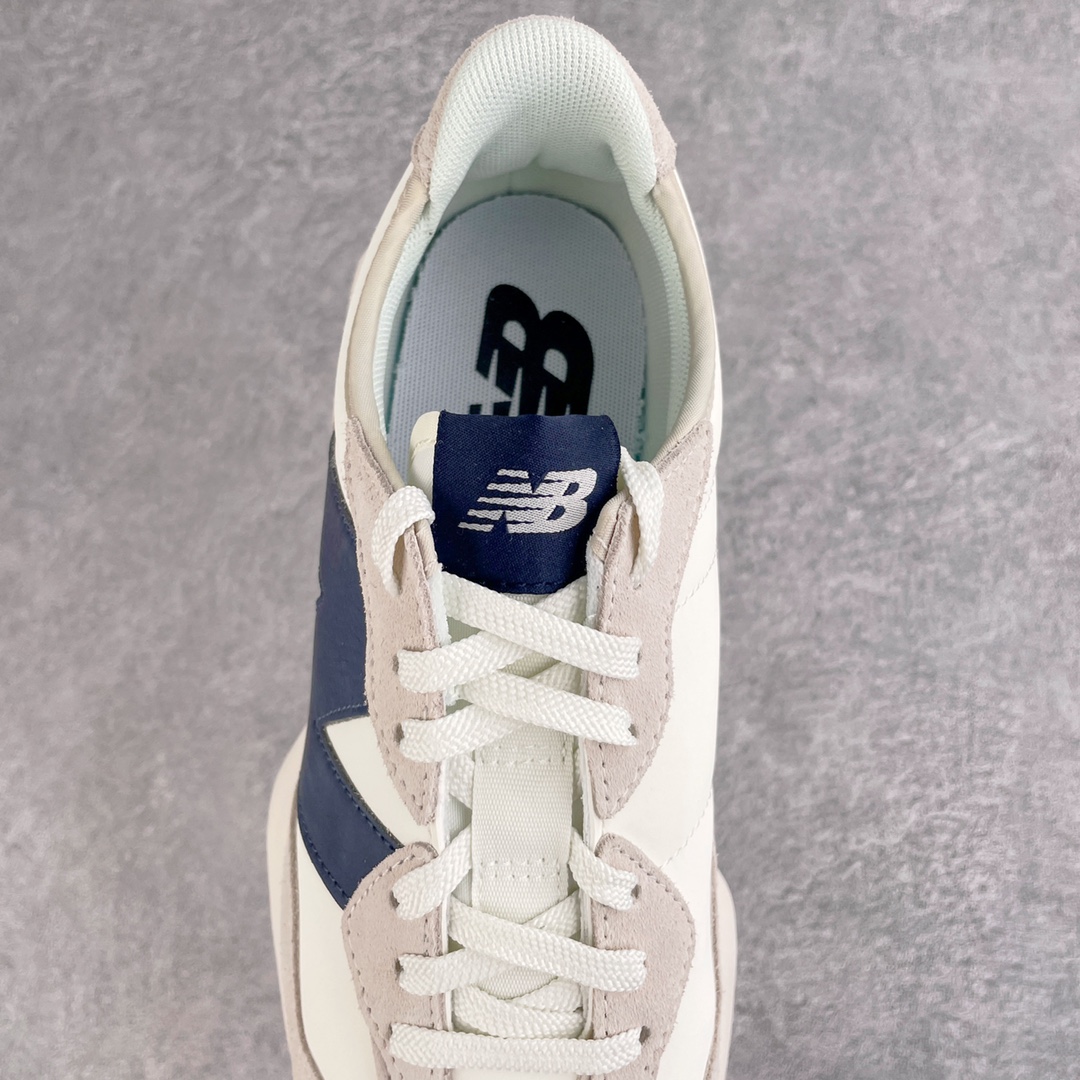 图片[5]-＃总裁 New Balance 新百伦NB327系列复古休闲运动慢跑鞋 原厂细翻毛 原数据档案结合二次高弾MD材料打造原版鞋底 鞋面由原厂特殊定制材料纹路细腻 多道序QC把关品质完善 细节完美 以更纯粹的复古风格设计打造的全新造型 侧身还以解构设计 将 N 字标志以做旧压花样式呈现，样式别具新意 而麂皮、冲孔皮革的塑造 则呈现出高级怀旧气质 也让鞋款在奢华时装风格与运动氛围之间达到了平衡 尺码：36 37 37.5 38 38.5 39.5 40 40.5 41.5 42 42.5 43 44 44.5 45 46.5-选品中心