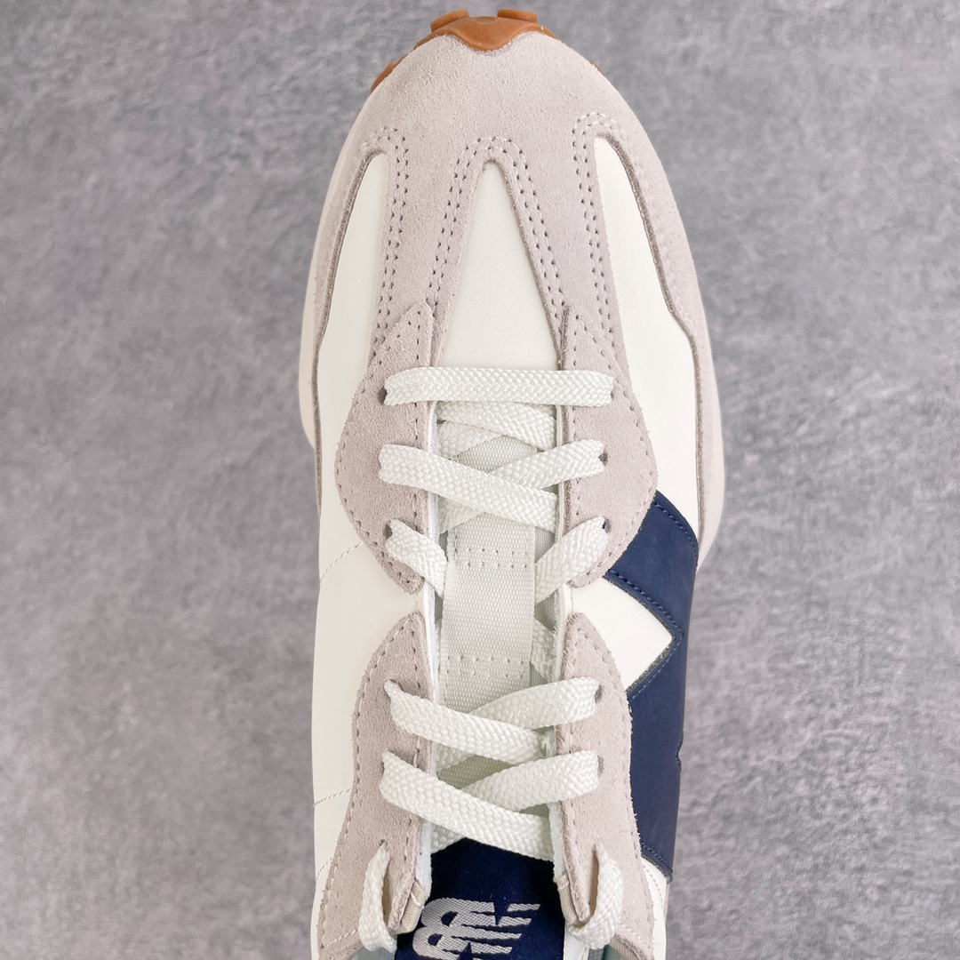 图片[4]-＃总裁 New Balance 新百伦NB327系列复古休闲运动慢跑鞋 原厂细翻毛 原数据档案结合二次高弾MD材料打造原版鞋底 鞋面由原厂特殊定制材料纹路细腻 多道序QC把关品质完善 细节完美 以更纯粹的复古风格设计打造的全新造型 侧身还以解构设计 将 N 字标志以做旧压花样式呈现，样式别具新意 而麂皮、冲孔皮革的塑造 则呈现出高级怀旧气质 也让鞋款在奢华时装风格与运动氛围之间达到了平衡 尺码：36 37 37.5 38 38.5 39.5 40 40.5 41.5 42 42.5 43 44 44.5 45 46.5-选品中心