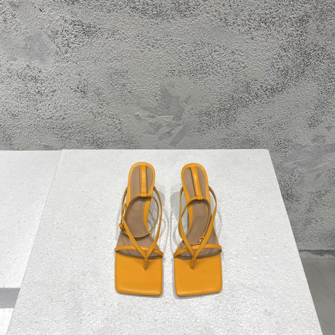 Bottega Veneta sandales à talons en cuir de mouton bout carré brides fines