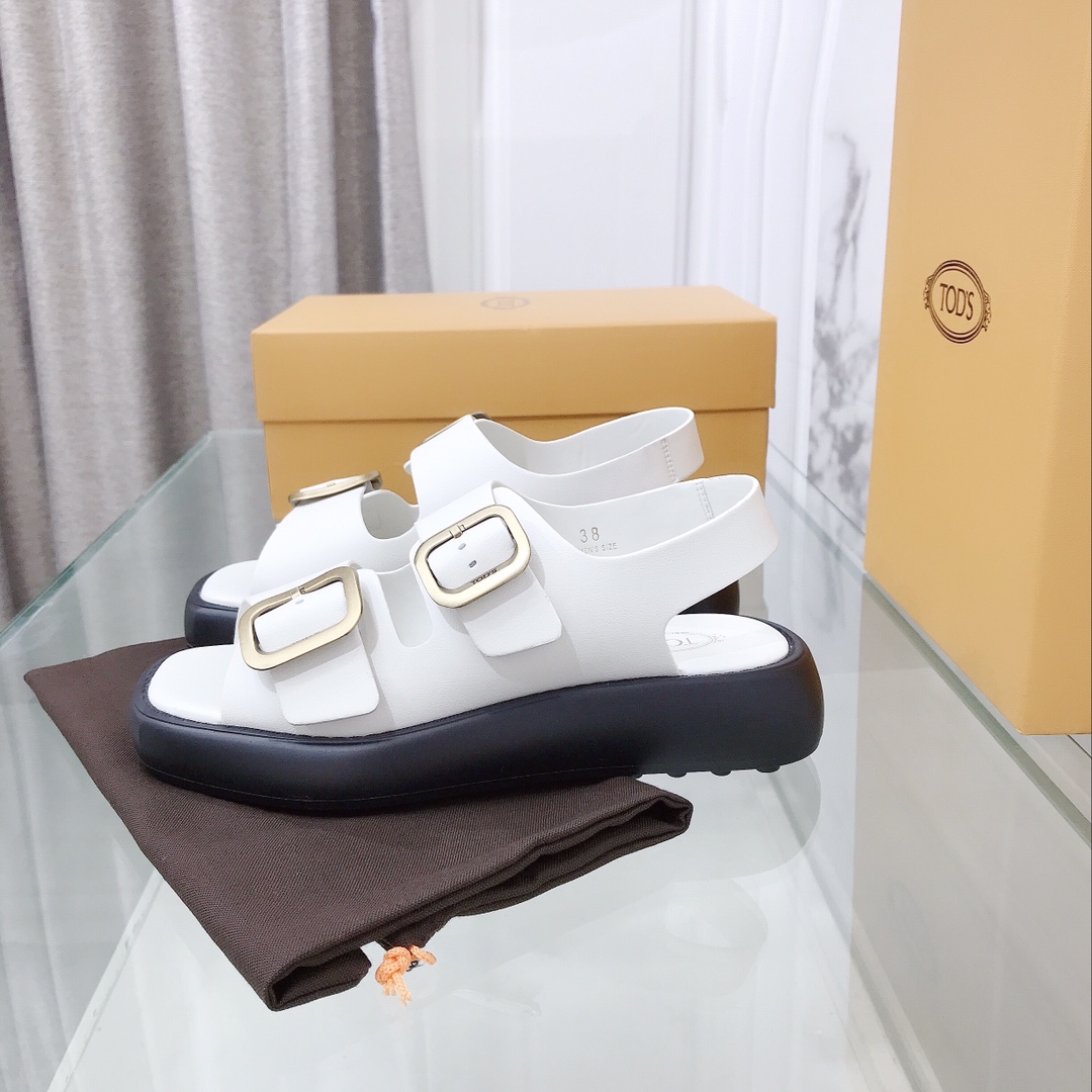 TOD’S 2022 Spring Flow Series: Stylish, Comfortable, and Versatile Footwear - 图片 3
