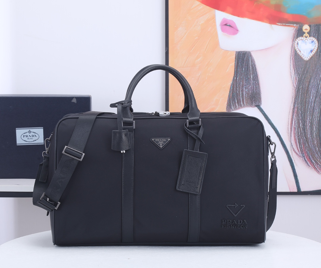Prada Pra 旅行袋 手提包 加环保胶唛 采用 防水布材质