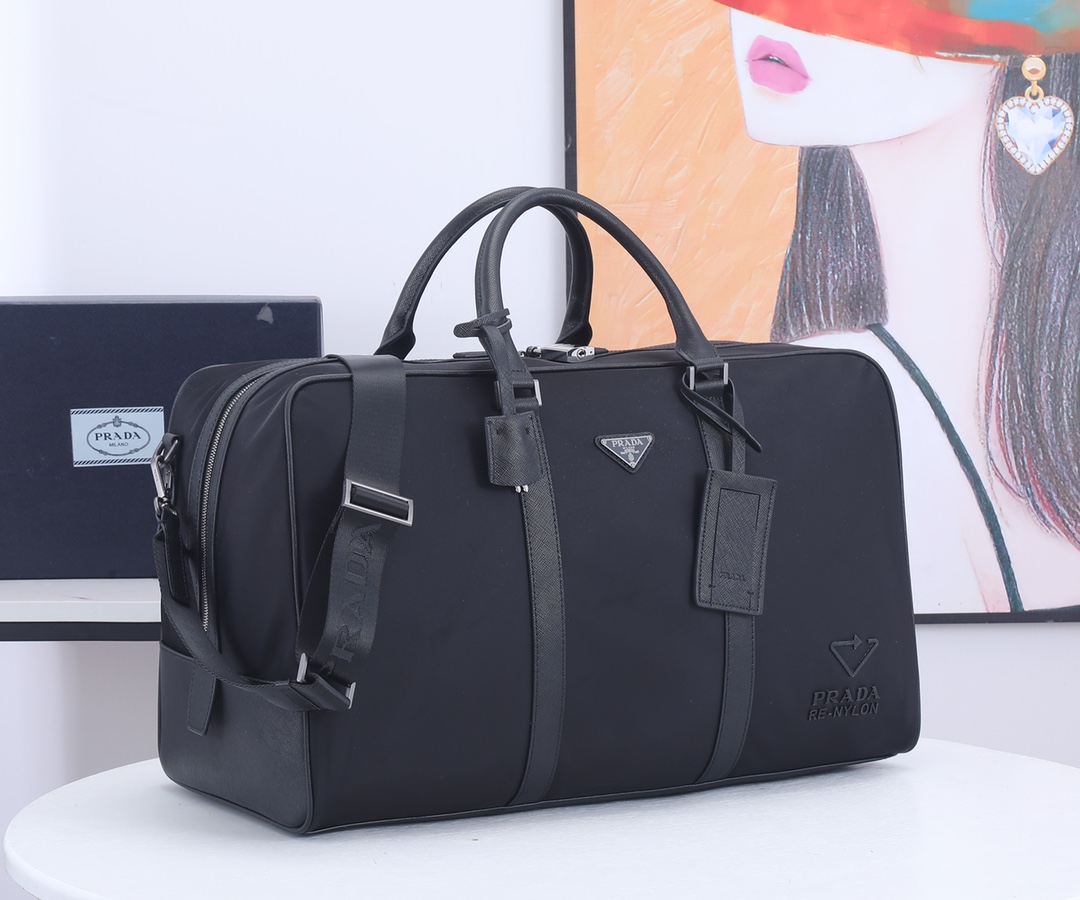 Prada Pra 旅行袋 手提包 加环保胶唛 采用 防水布材质