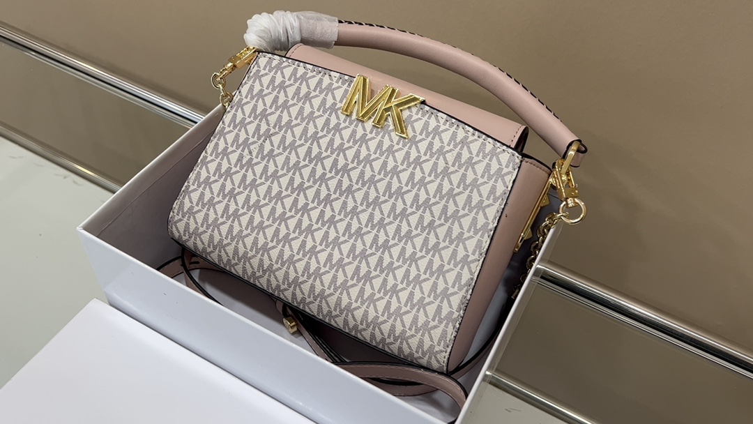 Yupoo Gucci Bags Watches Nike Clothing Jordan Yeezy Balenciaga Shoes

