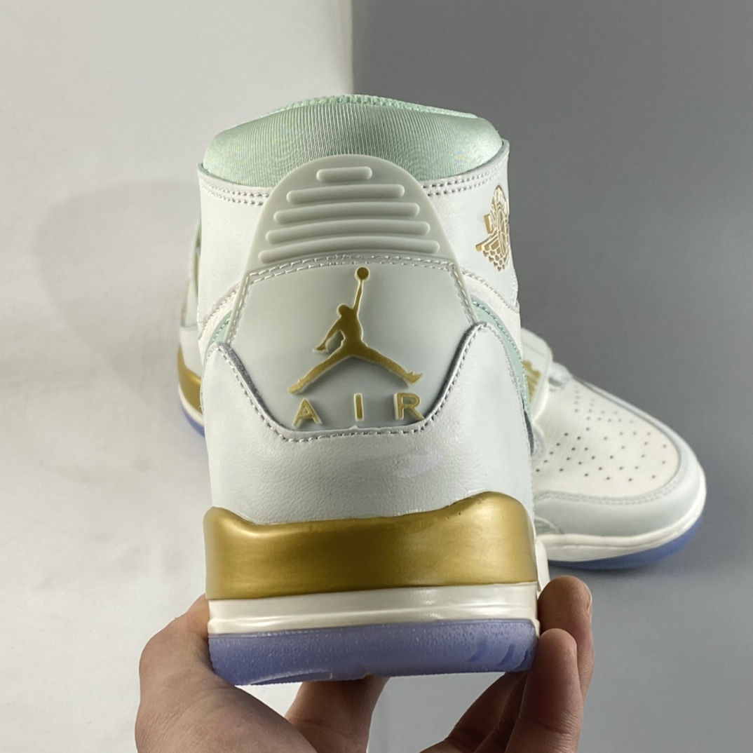 P240 Air Jordan Legacy 三合一312 高帮复古篮球鞋 DR8486-131