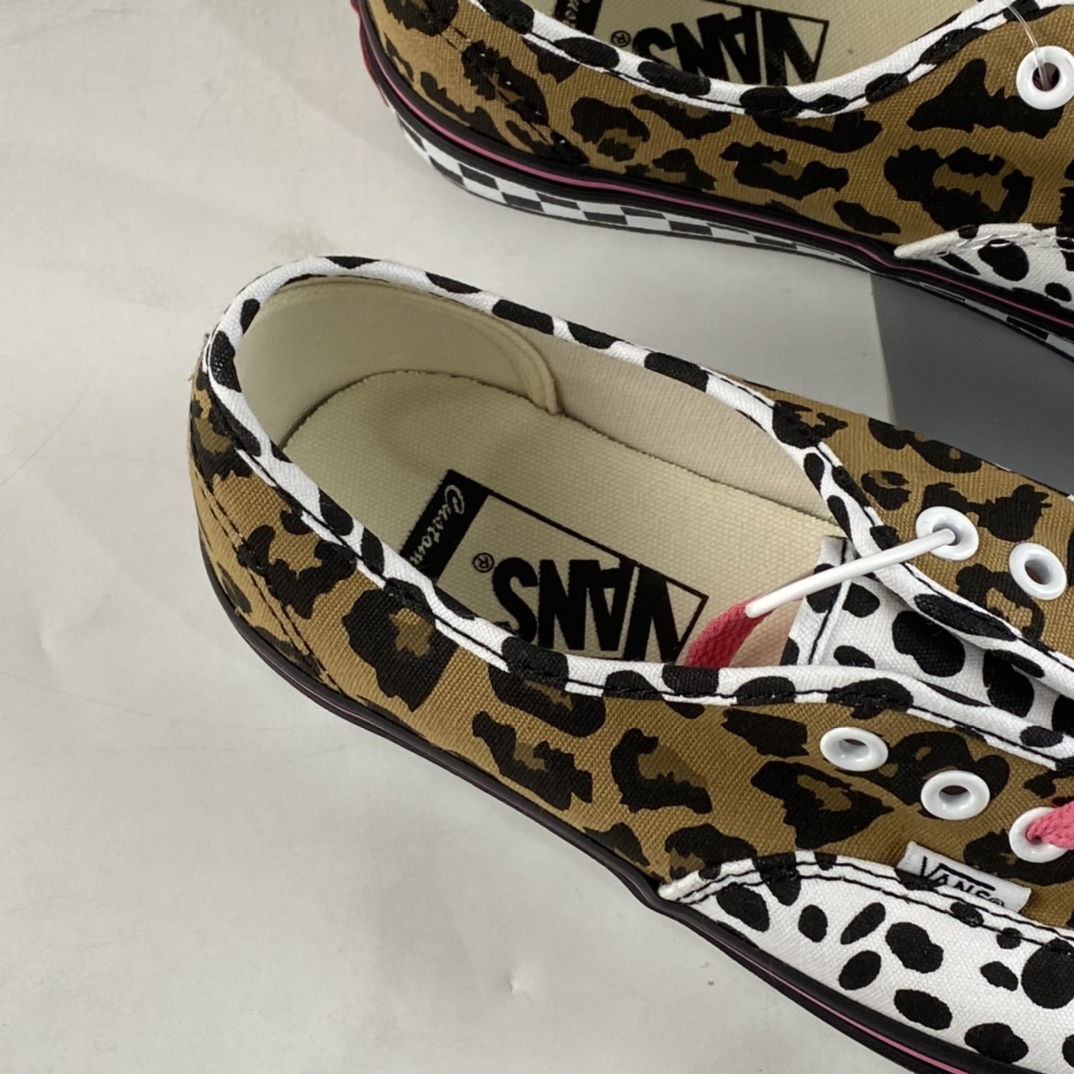 Vans Authentic Leopard Print Custom Explosive Low-Top Sneakers VN0A4BV5VBR