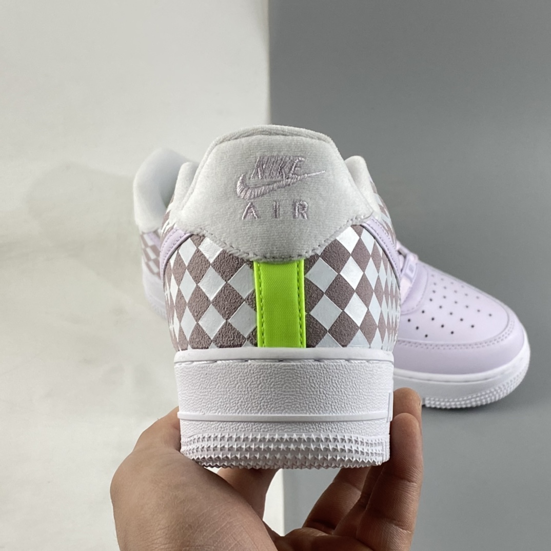 P200 NIKE Air Force 1’07 Low 棋盘白紫 空军一号低帮休闲板鞋 CJ9700-500