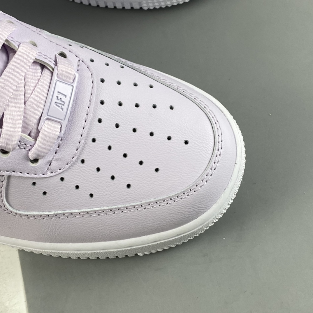 P200 NIKE Air Force 1’07 Low 棋盘白紫 空军一号低帮休闲板鞋 CJ9700-500