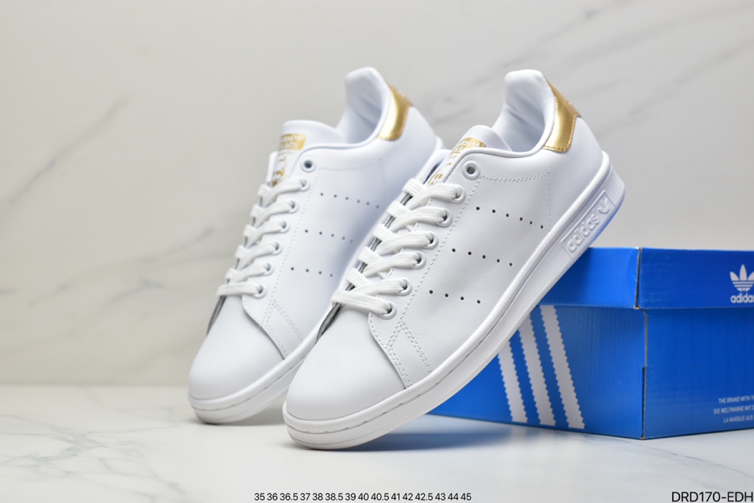 Adidas Superstar clover sneakers BB6328