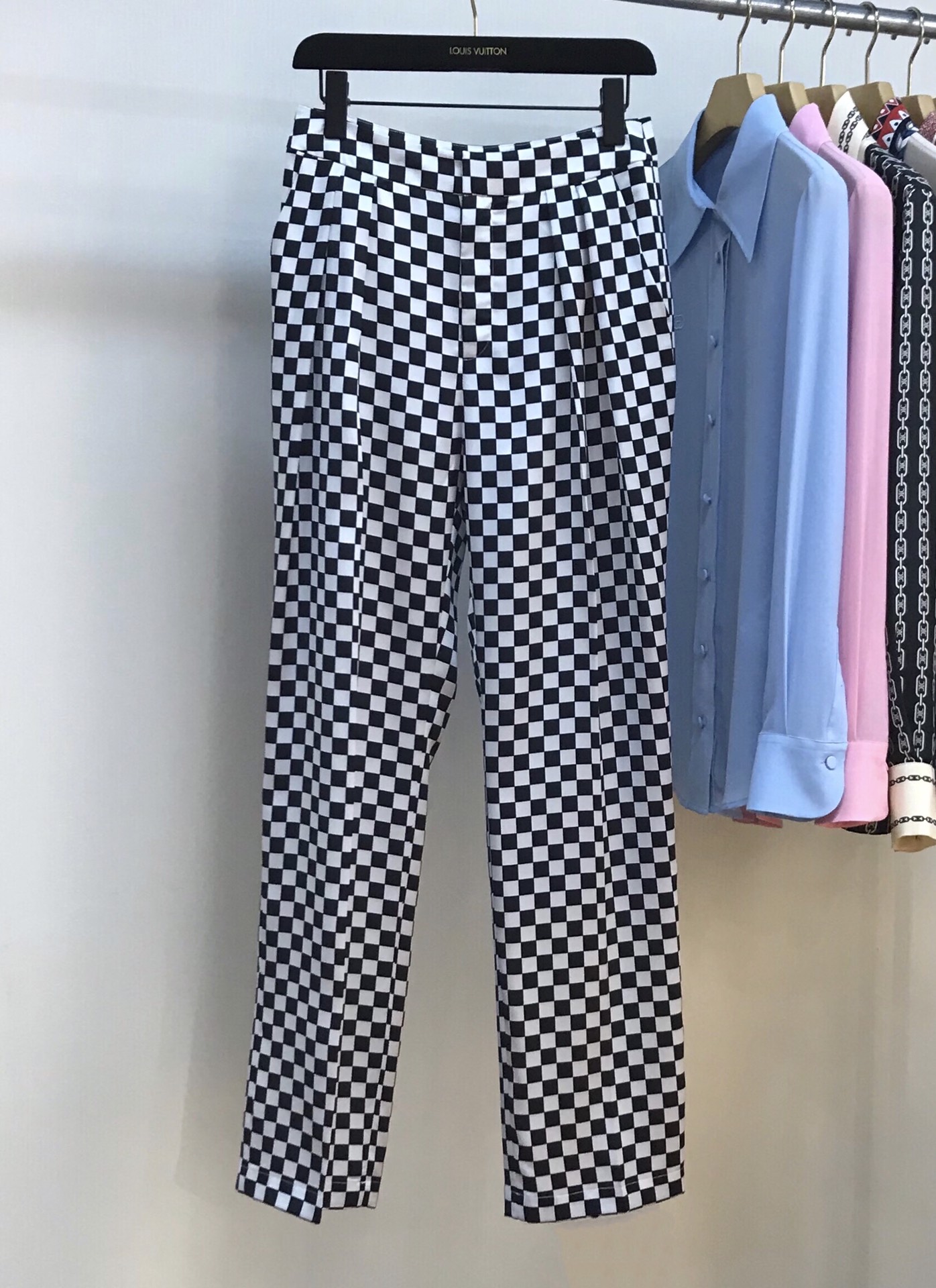 ️ywdws，Louis Vuitto* 黑白格子休闲裤，现货！码数：36-42  38码腰围74cm