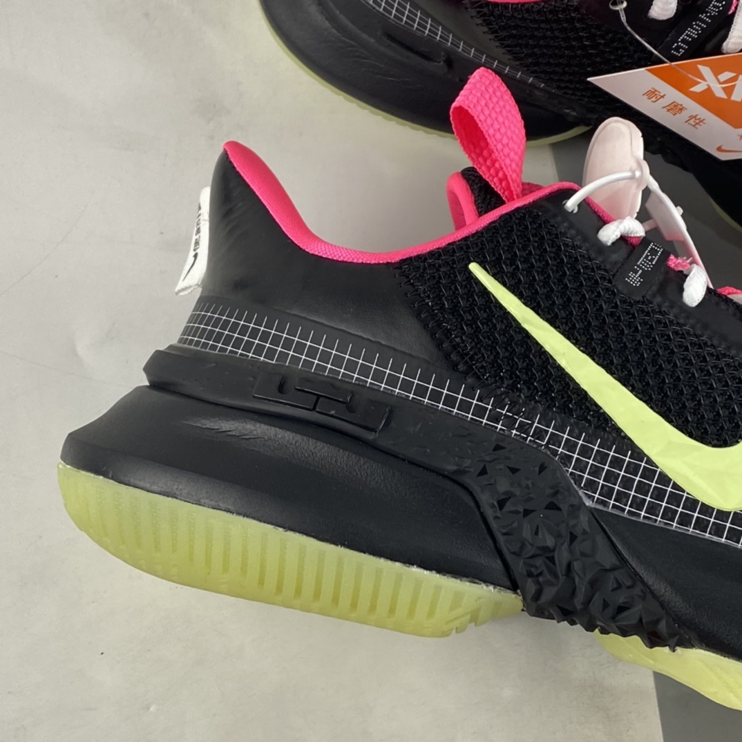 P280 NIKE LeBron Ambassador XIII ”Empire Jade” 詹姆斯篮球鞋 CQ9329-001