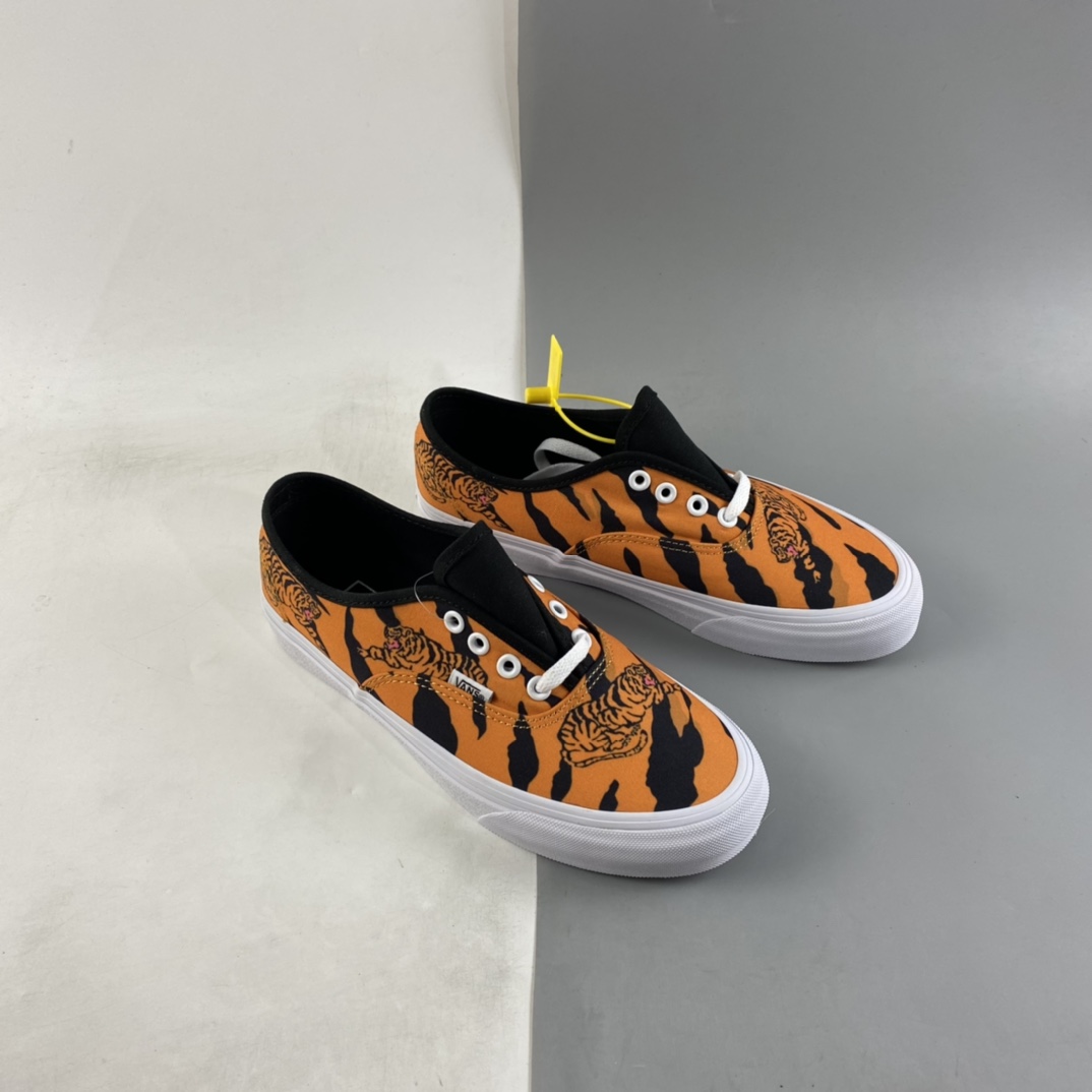 Vans Style 36 Year of the Tiger Limited Low-Top Casual Sneakers VN0A5RD0RA