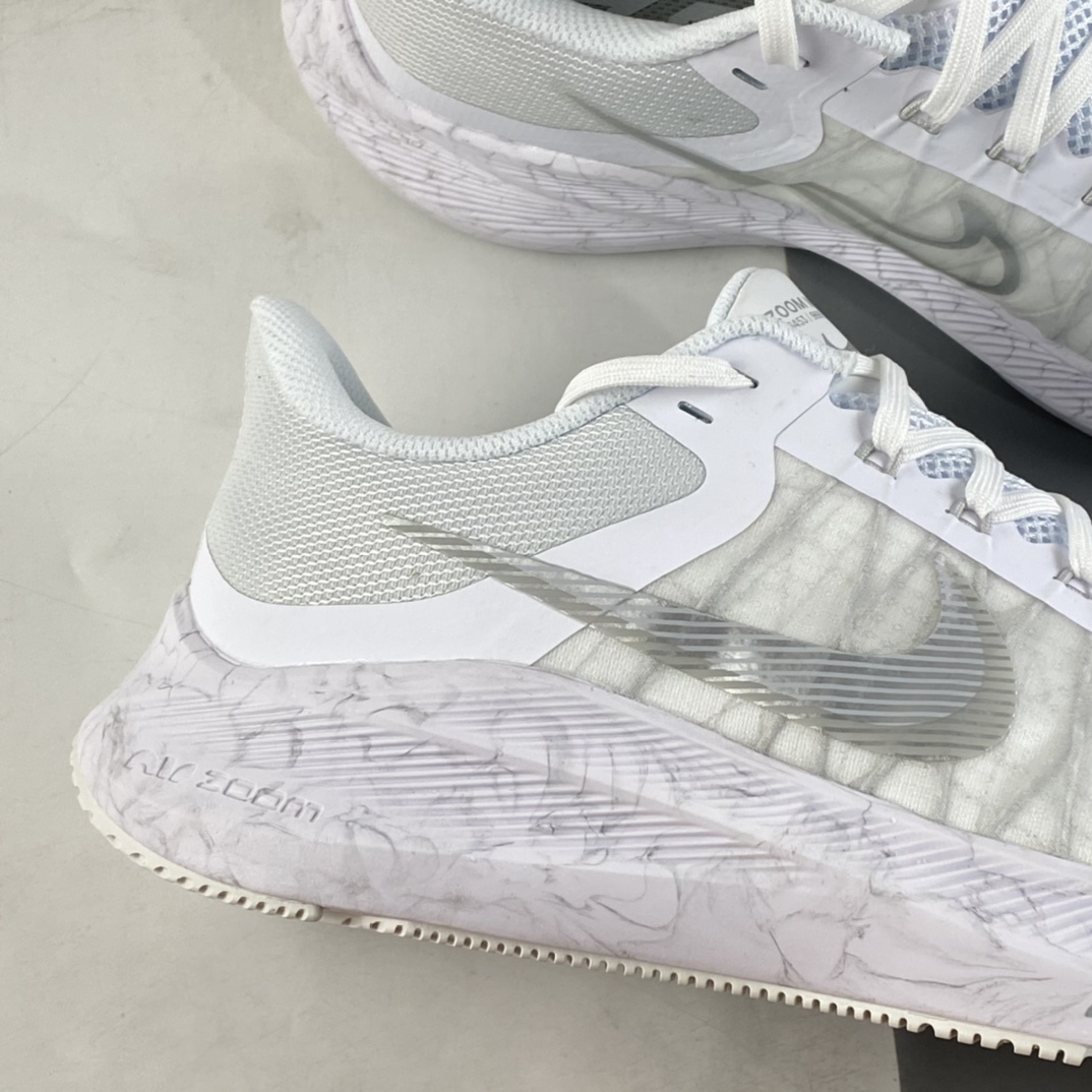P180 NIKE Zoom Winflo 8 登月新款运动休闲缓震跑步鞋 CW3421-104