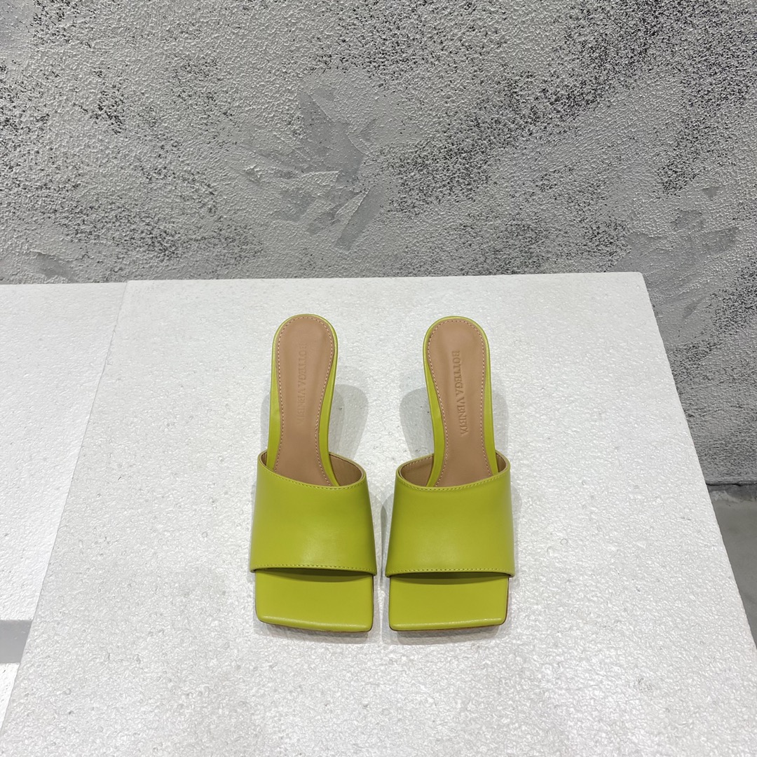 Bottega Veneta 高跟凉鞋 羊皮 绿色 方头