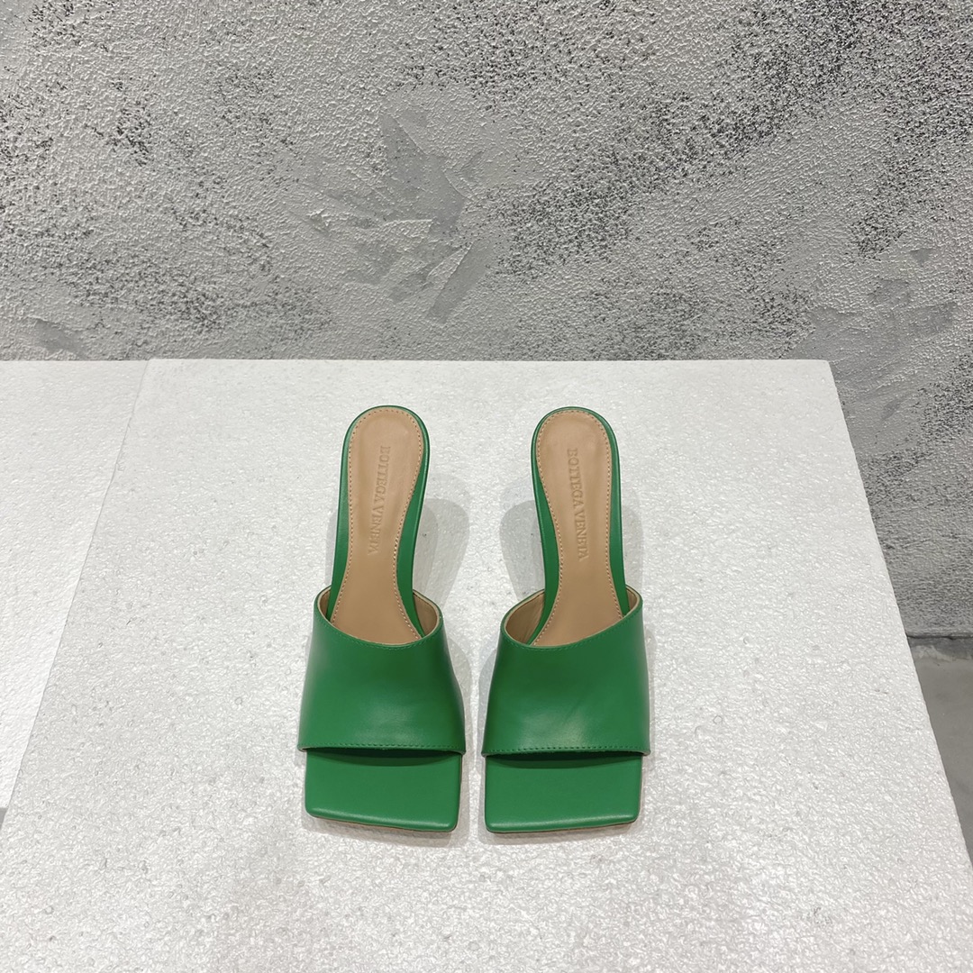 Bottega Veneta 高跟凉鞋 羊皮 绿色 方头