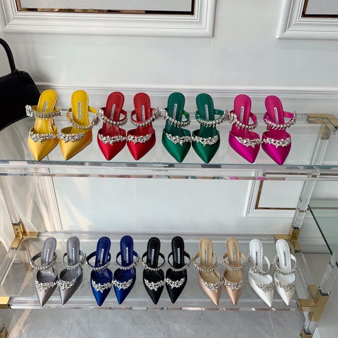 NO:786995,Manolo Blahnik's famous wheat ear, classic and elegant without being ostentatious, low-key luxury without being exaggerated, delicate and durable. Leather bottom and leather lining, satin, 3442 sizes, multiple colors available, high heels, manolo blahnik, high heels19860909Manolo Blahnik 大名鼎鼎的麦穗,经典优雅而不张扬,低调奢华不显浮夸,秀气精致而又耐看.皮底皮里缎面,3442码,多色可选,,高跟鞋,manolo blahnik,high heels,Women's Shoes