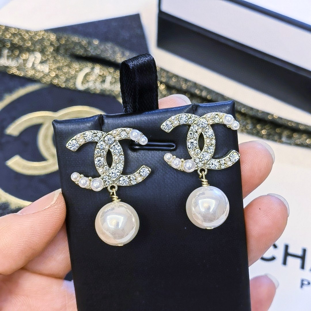 Welche besten Designer -Repliken
 Chanel Großhandel
 Juwelen Ohrring