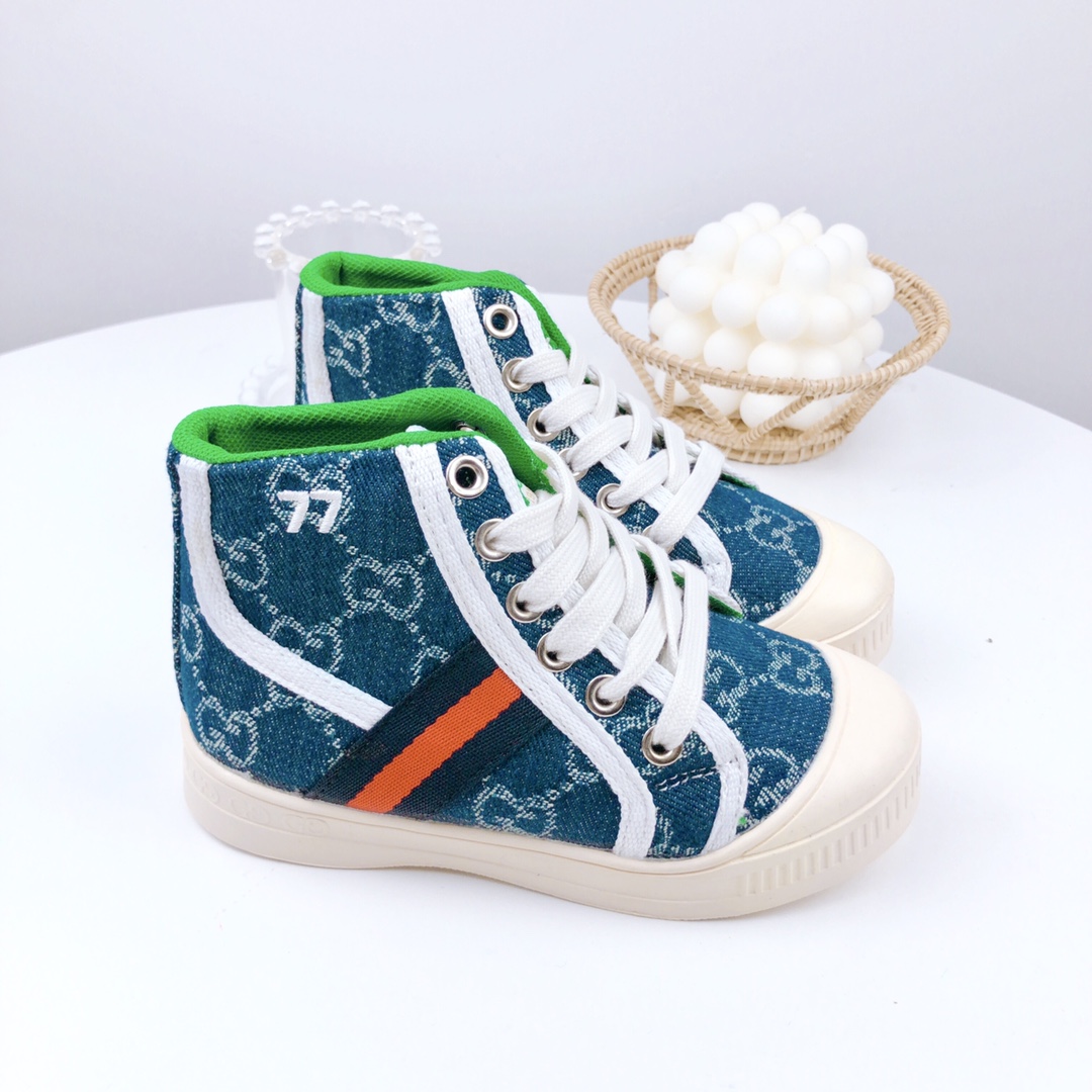 图片[7]-特价 古驰高帮 儿童帆布鞋 尺码：26-37码 宝宝的鞋柜自然少不了一双舒适百搭的鞋子✅古驰这款不用多介绍，经典中的经典，橡胶硫化底，防滑耐磨舒适，超级好穿‼️-选品中心