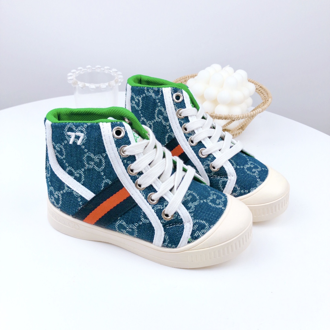 特价 古驰高帮 儿童帆布鞋 尺码：26-37码 宝宝的鞋柜自然少不了一双舒适百搭的鞋子✅古驰这款不用多介绍，经典中的经典，橡胶硫化底，防滑耐磨舒适，超级好穿‼️-选品中心