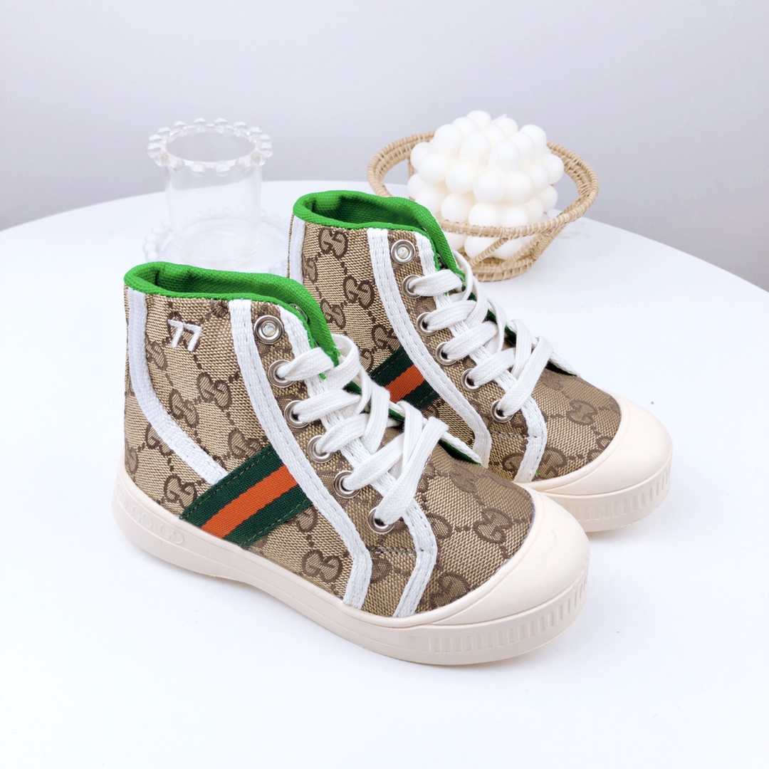 特价 古驰高帮 儿童帆布鞋 尺码：26-37码 宝宝的鞋柜自然少不了一双舒适百搭的鞋子✅古驰这款不用多介绍，经典中的经典，橡胶硫化底，防滑耐磨舒适，超级好穿‼️-选品中心