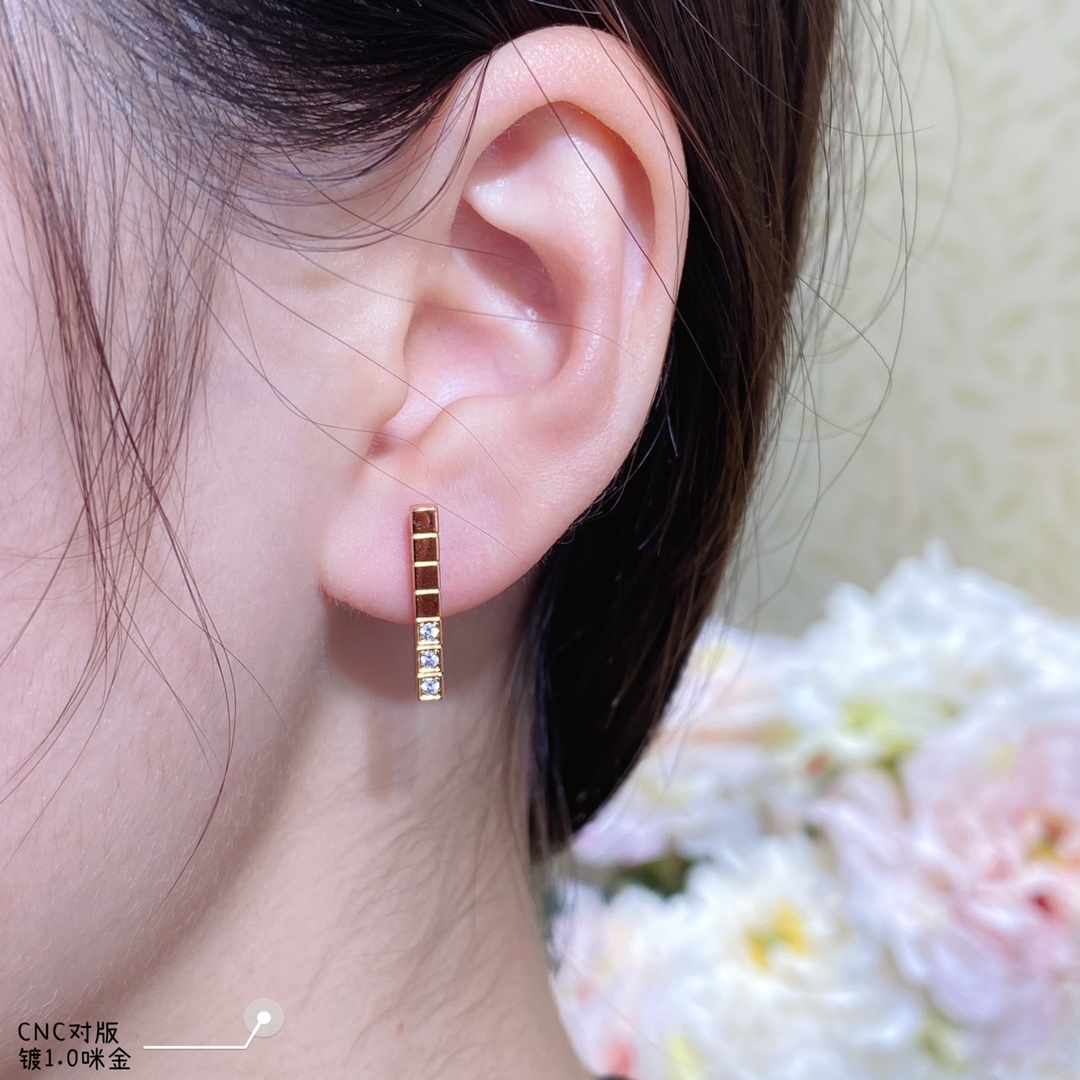 AAAAA+
 Chopard Jewelry Earring Platinum Rose Gold White Fashion