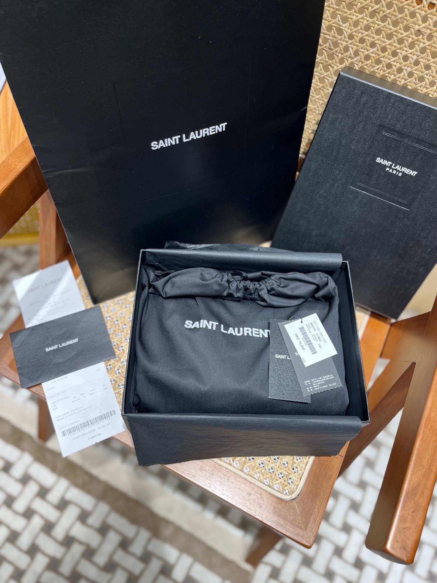 YSL 𝑲𝒂𝒕𝒆 𝟮𝟰𝒄𝒎 鱼子酱流苏包 354119黑色/银扣