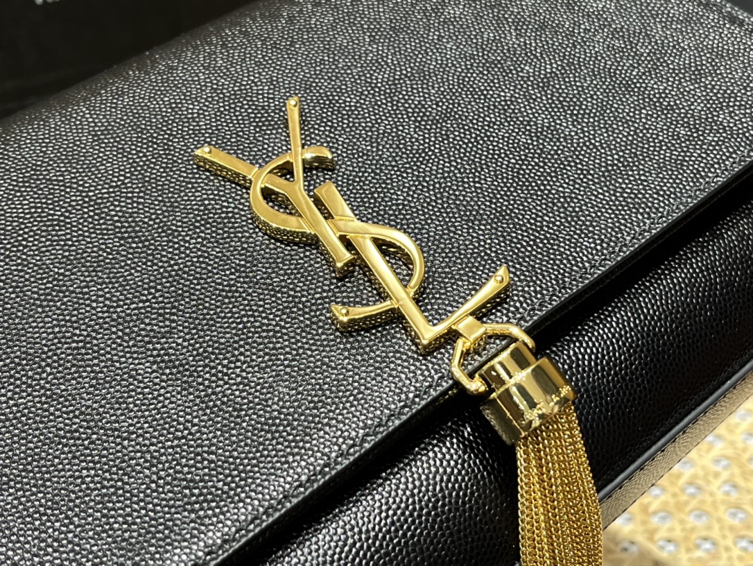 YSL 𝑲𝒂𝒕𝒆 𝟮𝟰𝒄𝒎 鱼子酱流苏包 354119黑色/金扣