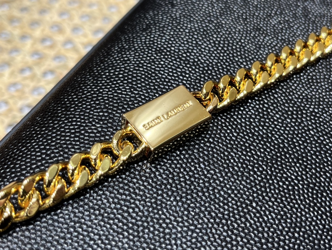 YSL 𝑲𝒂𝒕𝒆 𝟮𝟰𝒄𝒎 鱼子酱流苏包 354119黑色/金扣