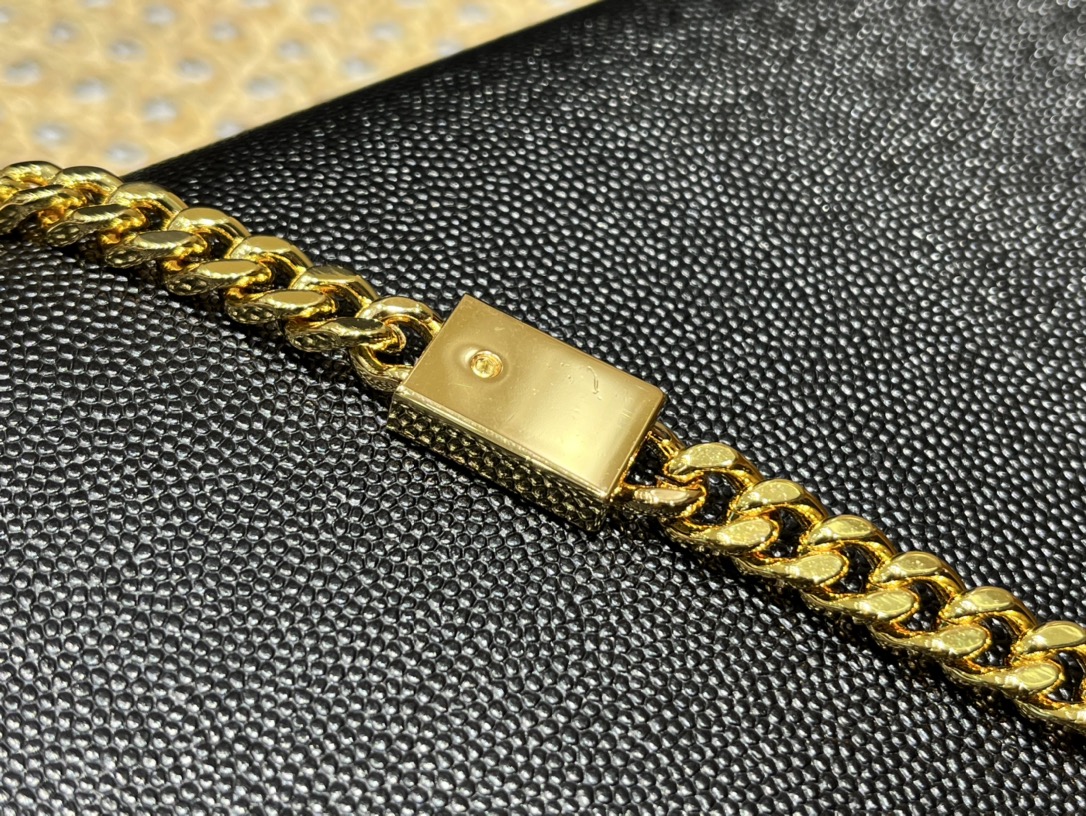 YSL 𝑲𝒂𝒕𝒆 𝟮𝟰𝒄𝒎 鱼子酱流苏包 354119黑色/金扣