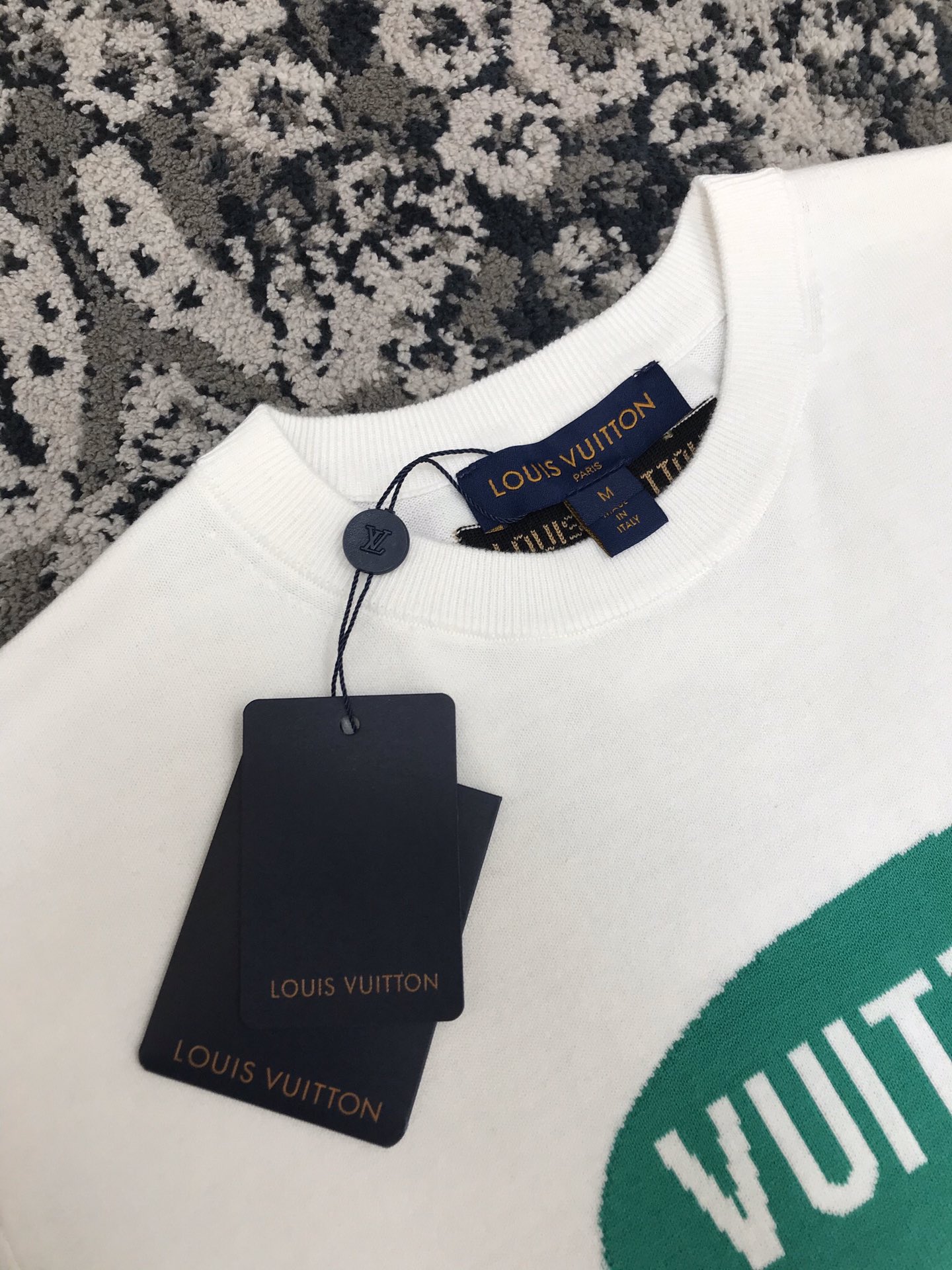 Tshirt Louis Vuitton White size M International in Cotton  35059847