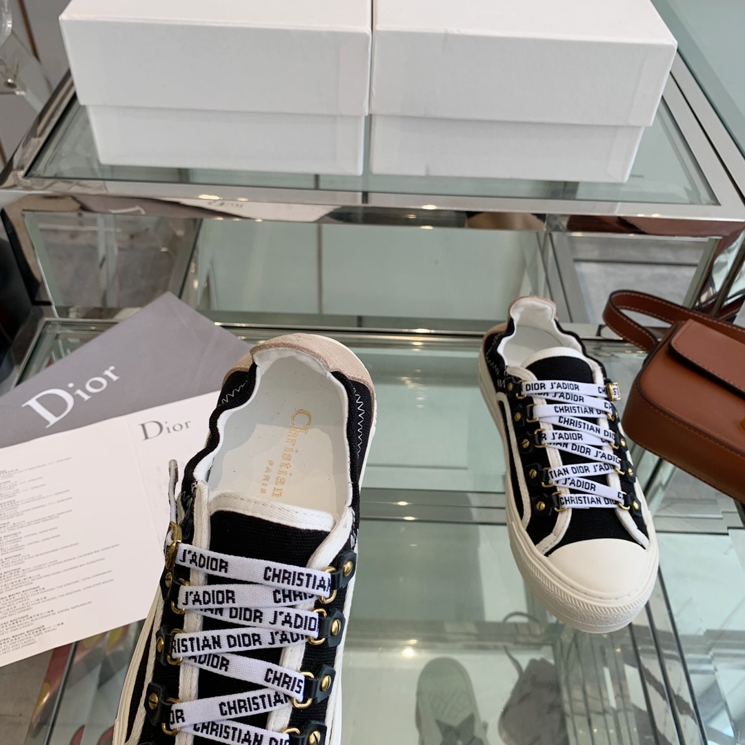 顶级版本Dior迪奥经典百搭布鞋原版