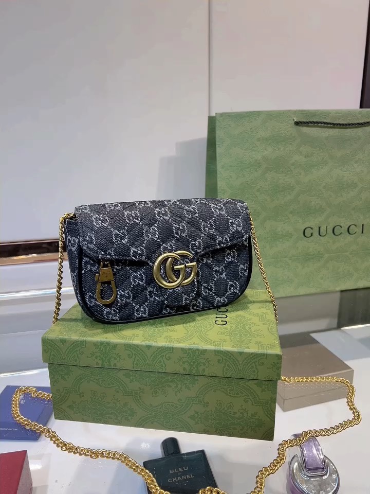 Yupoo Gucci Bags Watches Nike Clothing Jordan Yeezy Balenciaga Shoes
