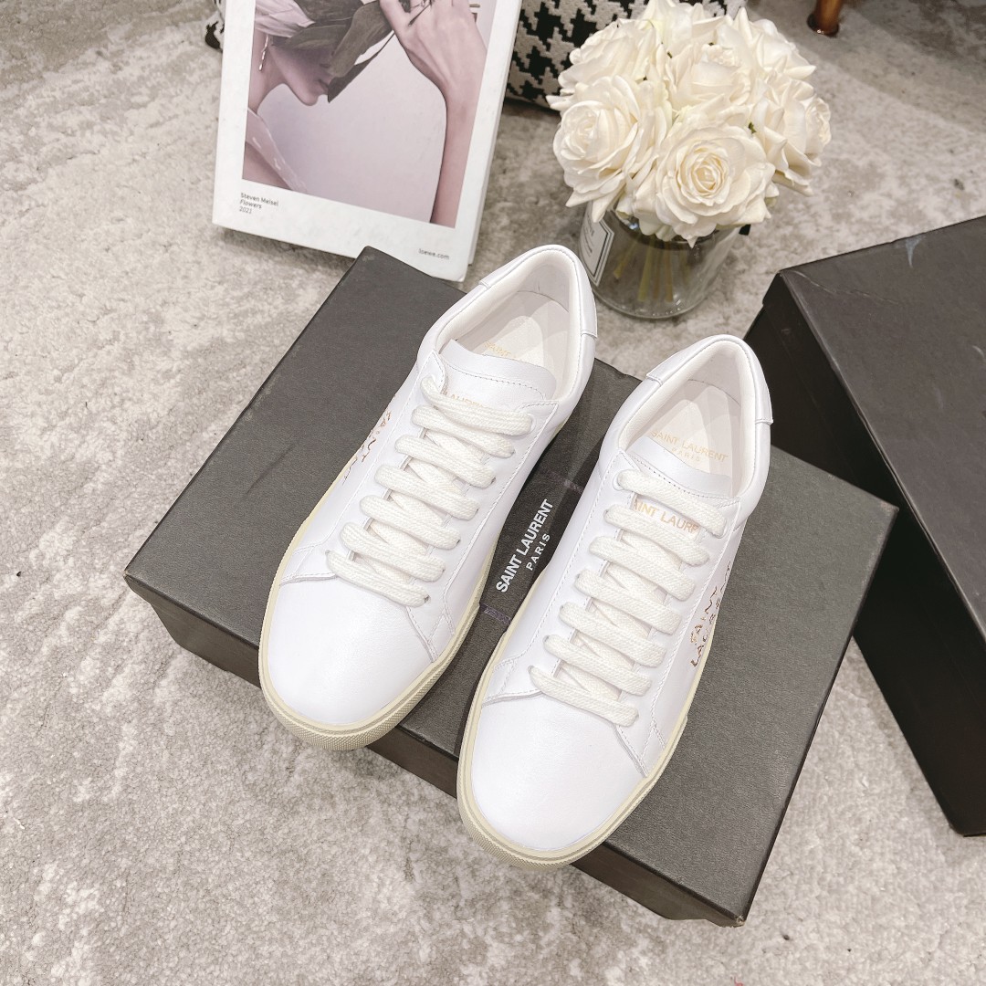 Luxury Saint Laurent St. Roland Sneakers: Premium Materials, Classic Design, Comfortable Fit - 图片 1