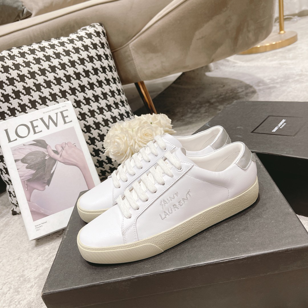 Luxury Saint Laurent St. Roland Sneakers: Italian Leather, Comfortable Fit, $552 - 图片 4