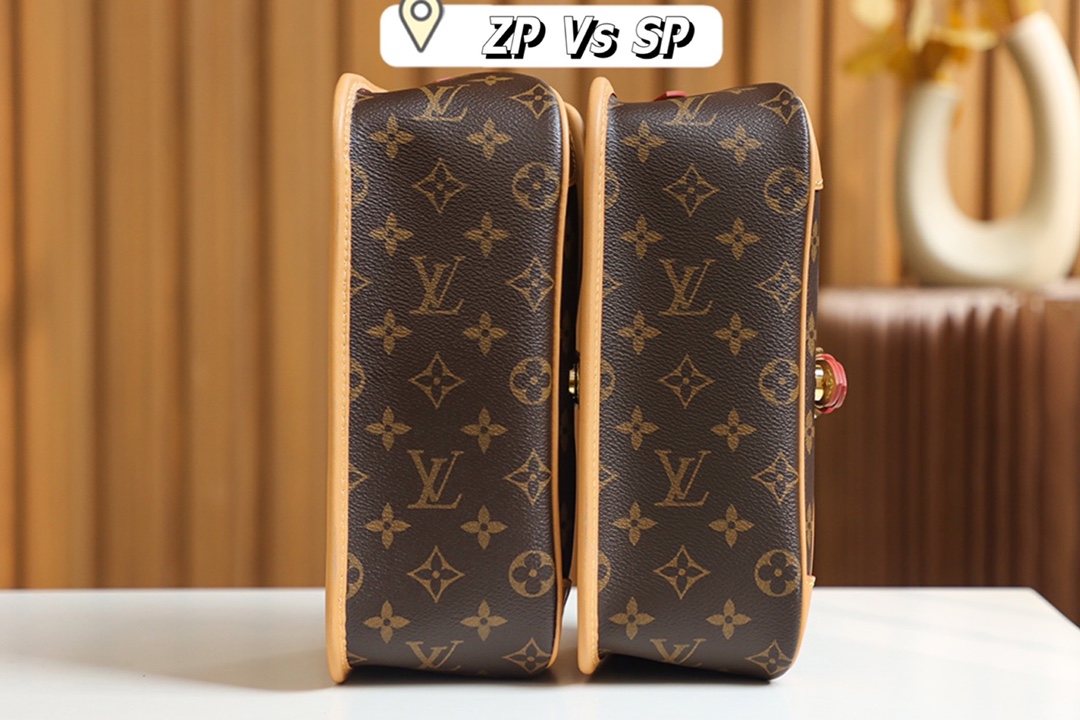 ◤𝐃𝐈𝐀𝐍𝐄 爆款系列 #M45985# 𝐒𝐏免检版◥ 
➨ 𝐙𝐏 𝐕𝐬 𝐒𝐏免检版 拍摄对比
不敢说100%的还原度，但是99.99%我们是有底气的！