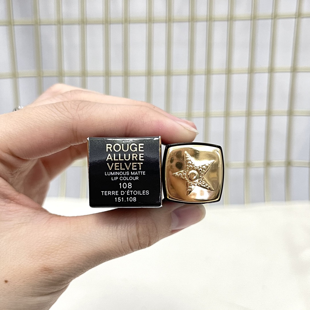Chanel Rouge Allure Velvet Luminous Matte Lip Colour - Terre D'Étoiles 6 i1646761362 7976 4