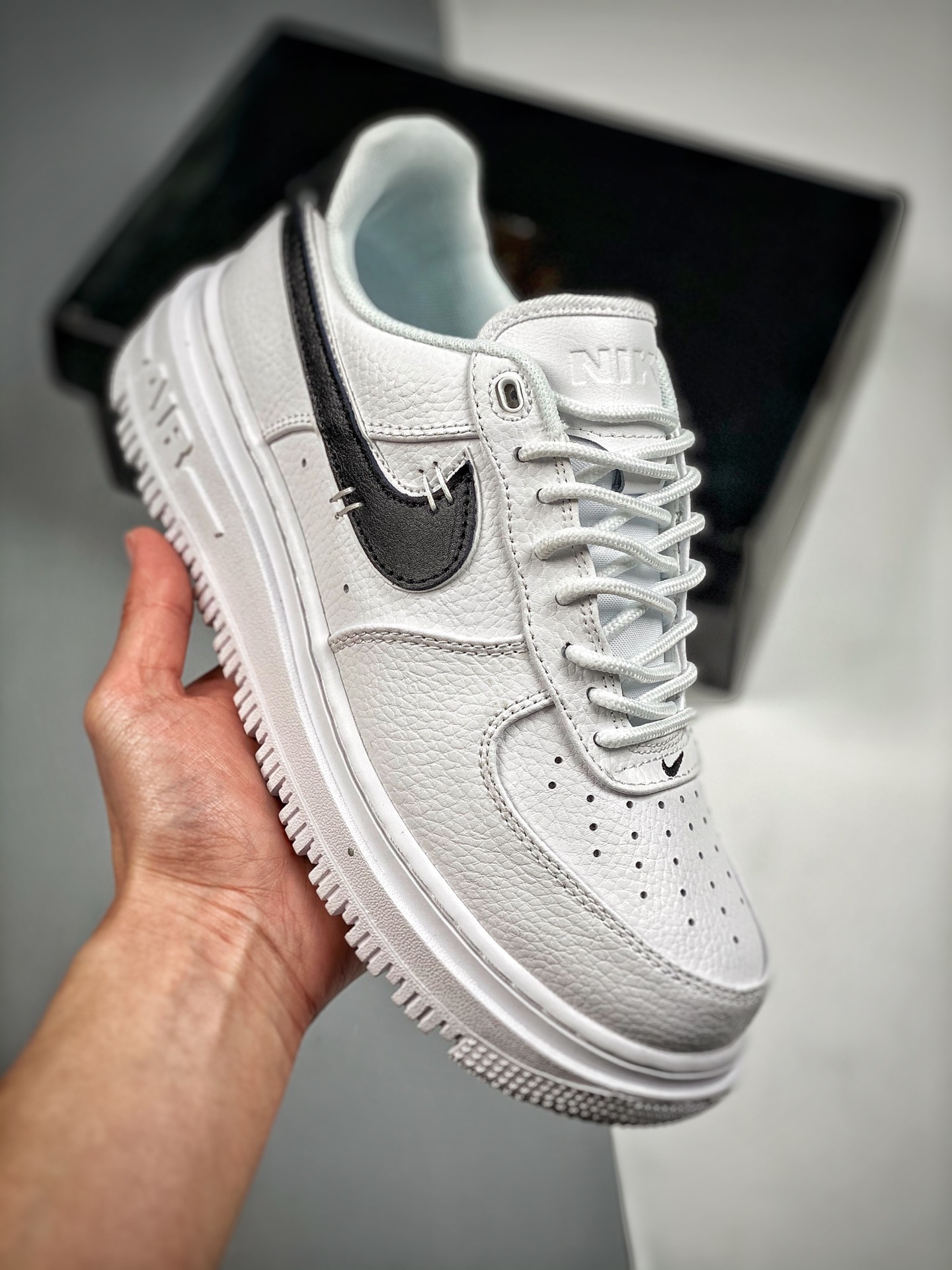 Air Force 1 Nike Low funcional, horma original, plantilla original, crea el estilo auténtico de Air Force, enfocado en …