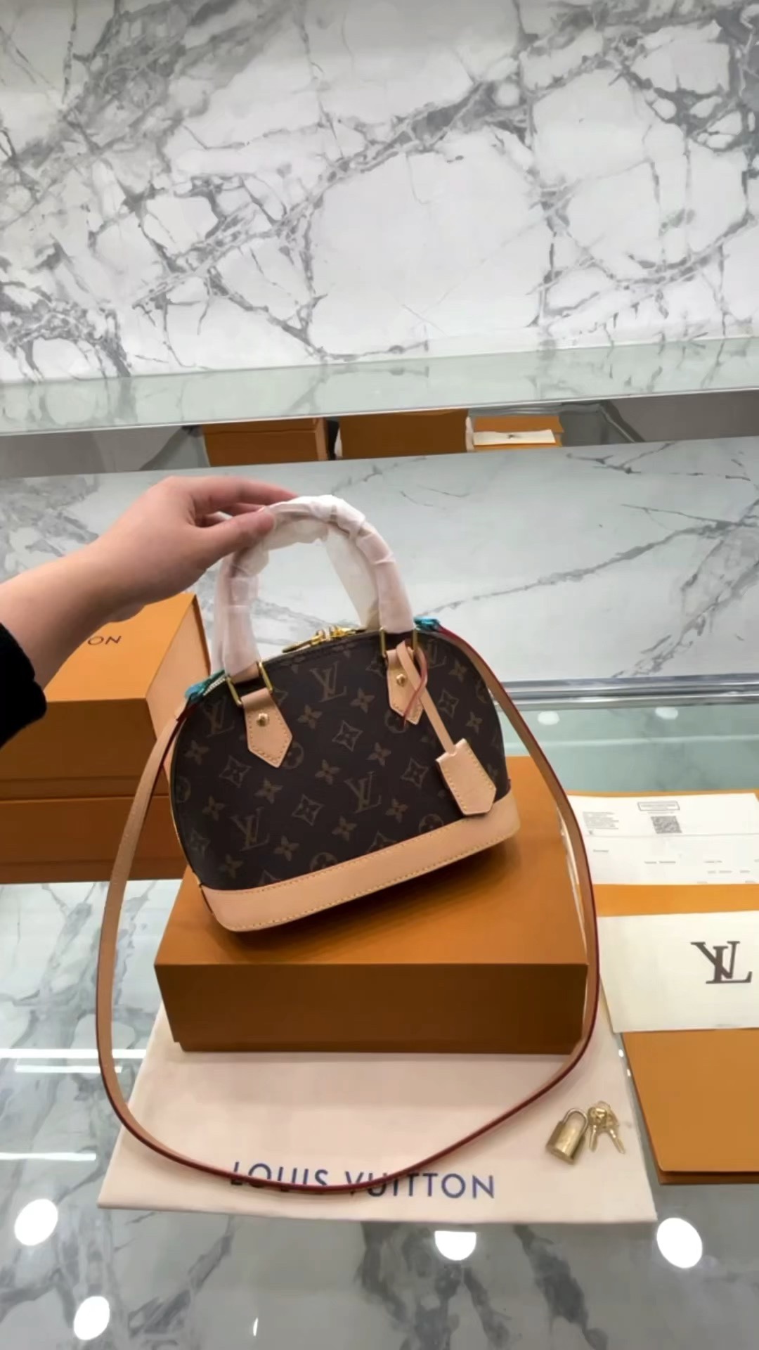 Yupoo Gucci Bags Watches Nike Clothing Jordan Yeezy Balenciaga Shoes

