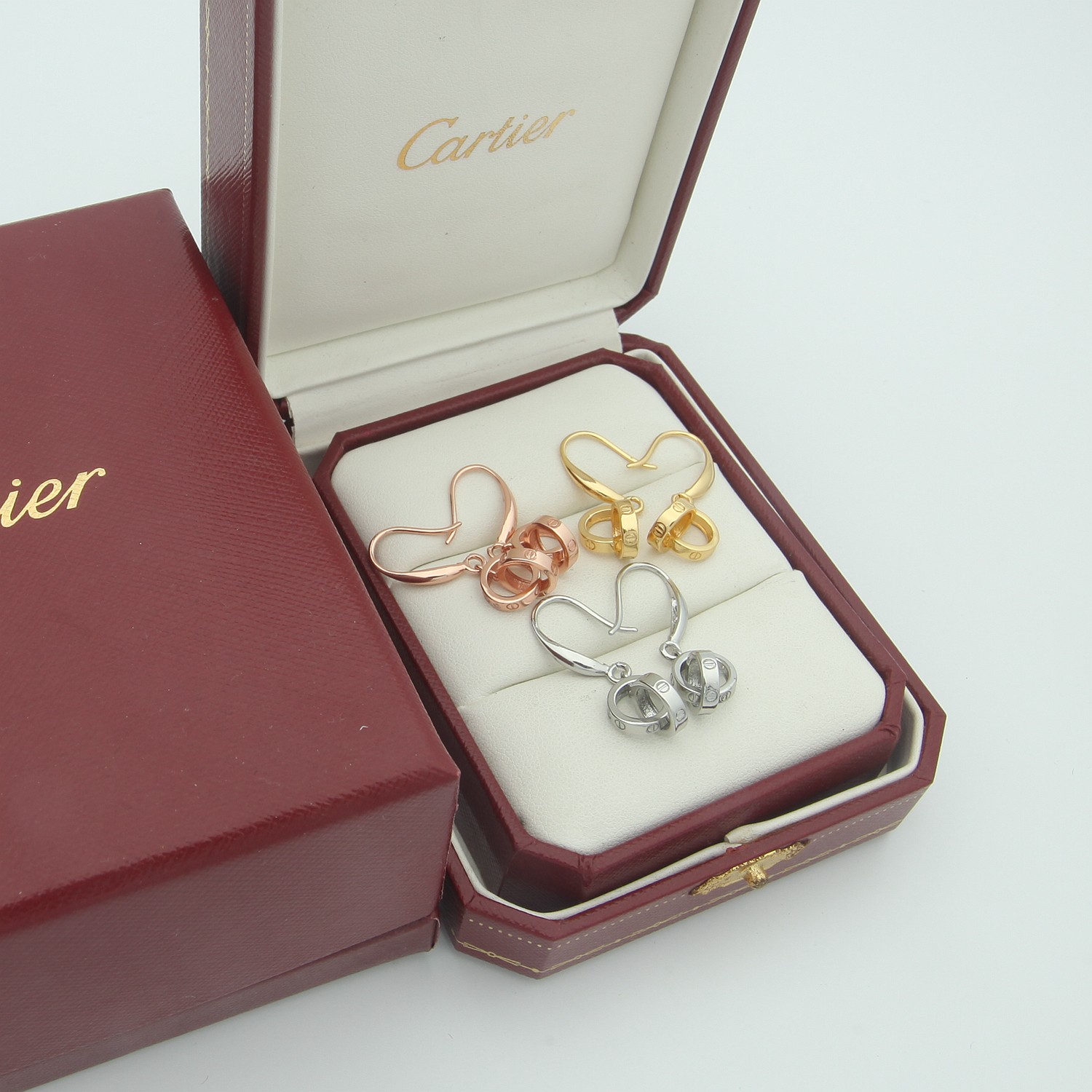 Cartier 新款 卡地亚 螺丝耳钉 Cartier