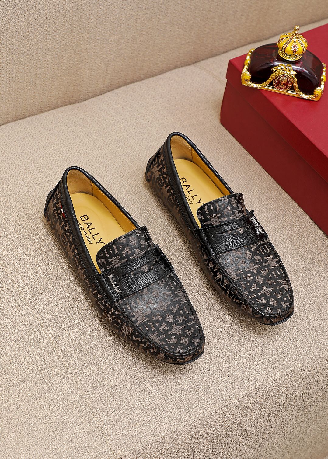 I5   Bally 「 巴利」豆豆鞋正码